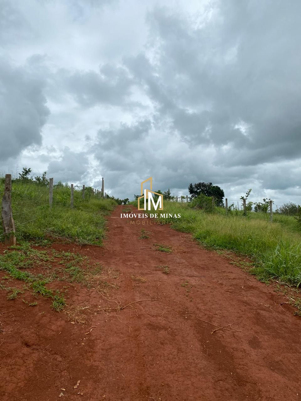 Terreno à venda, 1000m² - Foto 4