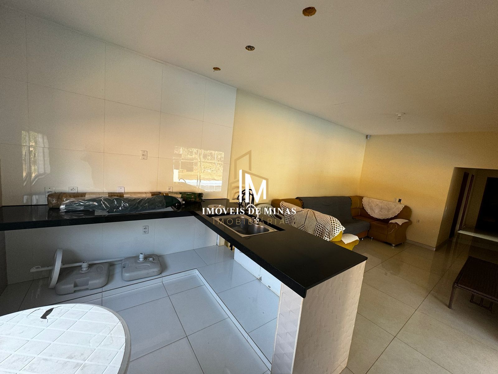 Chácara à venda com 5 quartos, 1000m² - Foto 8
