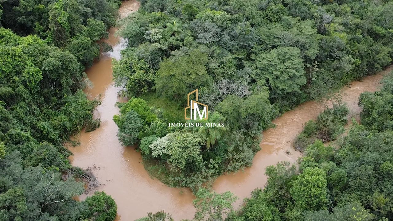 Chácara de 5 quartos, no bairro Zona Rural, em Itatiaiuçu | Eu Corretor