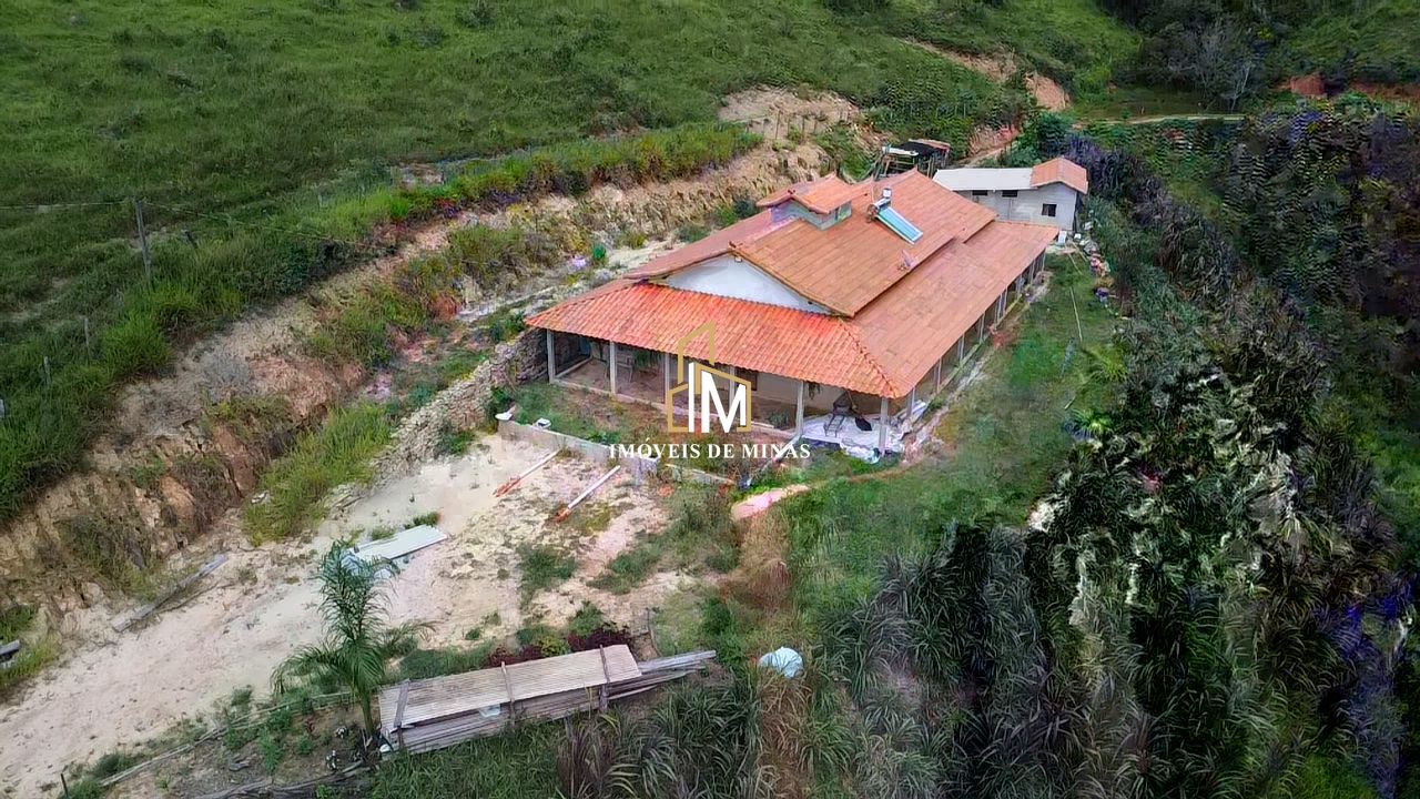 Fazenda à venda com 4 quartos, 4500000000m² - Foto 1