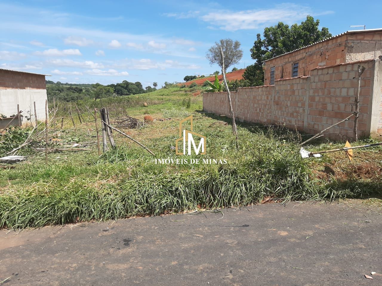 Terreno à venda, 360m² - Foto 1