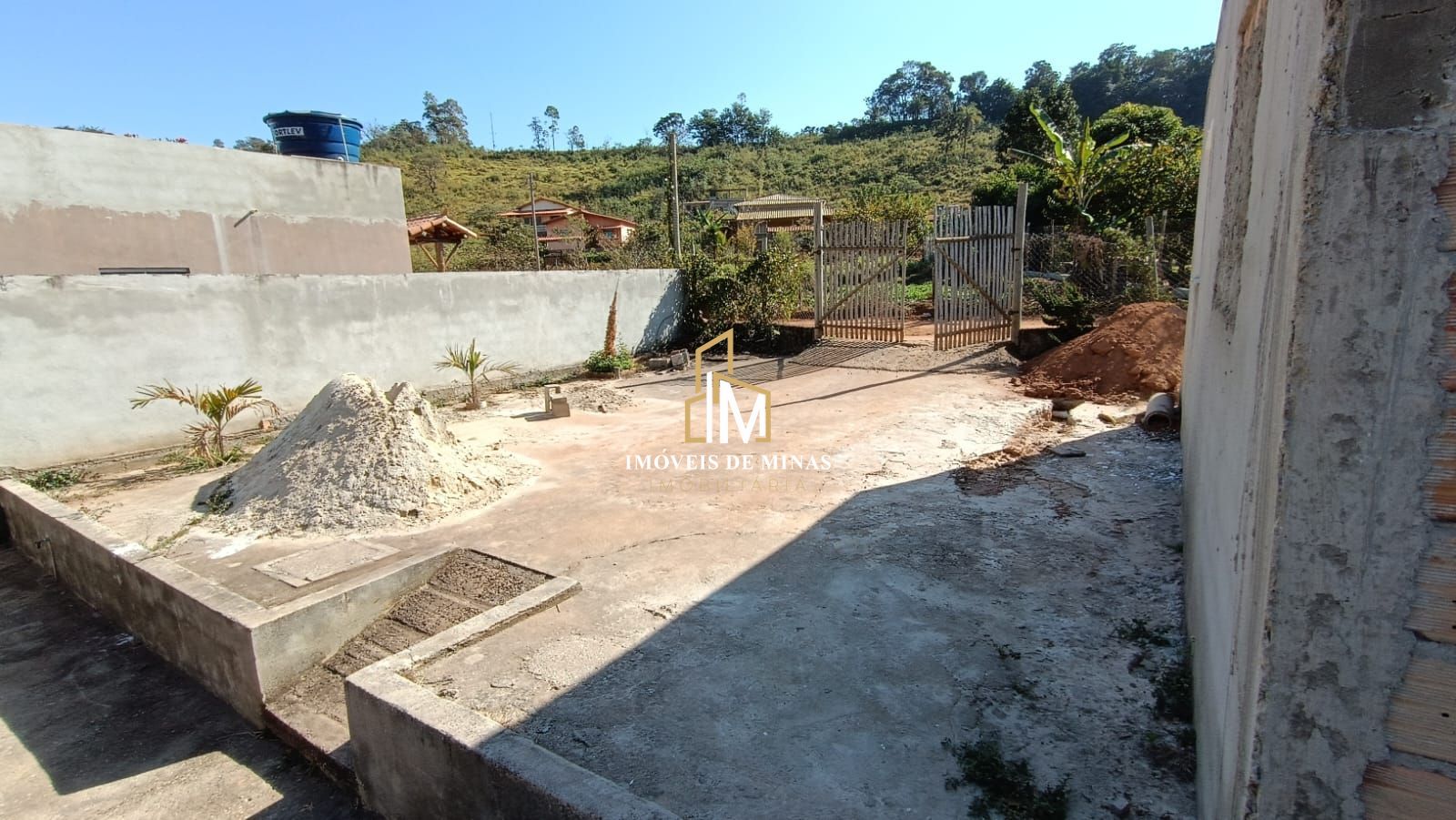 Fazenda à venda com 3 quartos, 1250m² - Foto 4