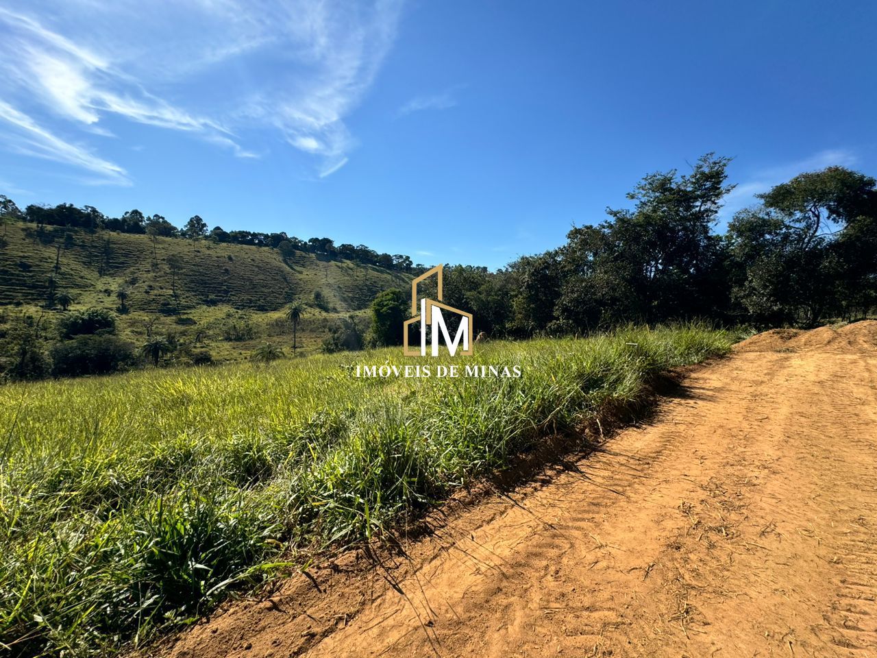 Lote/Terreno de 1000m² no bairro Pedras, em Itatiaiuçu | Eu Corretor