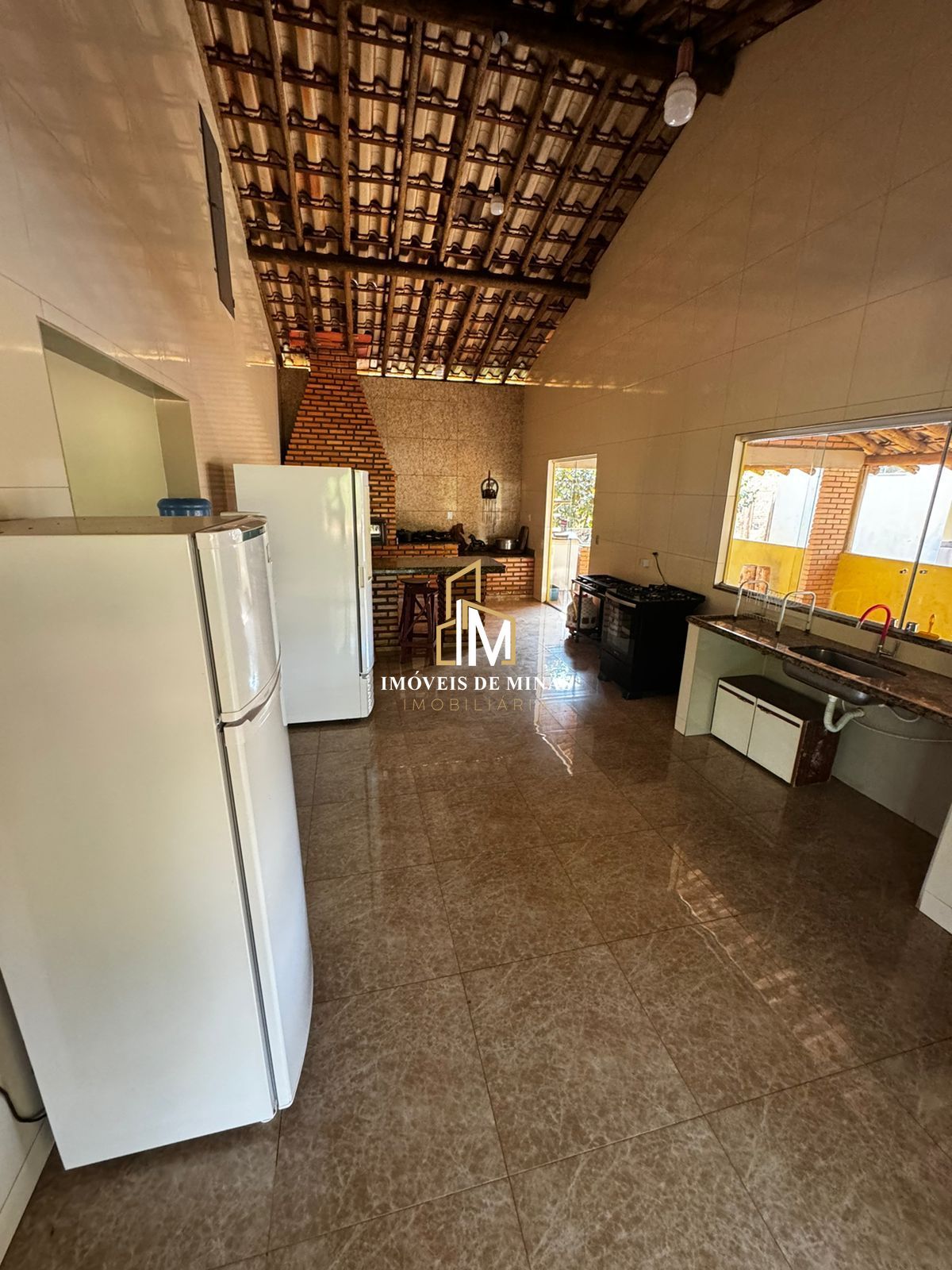 Chácara à venda com 5 quartos, 1000m² - Foto 16