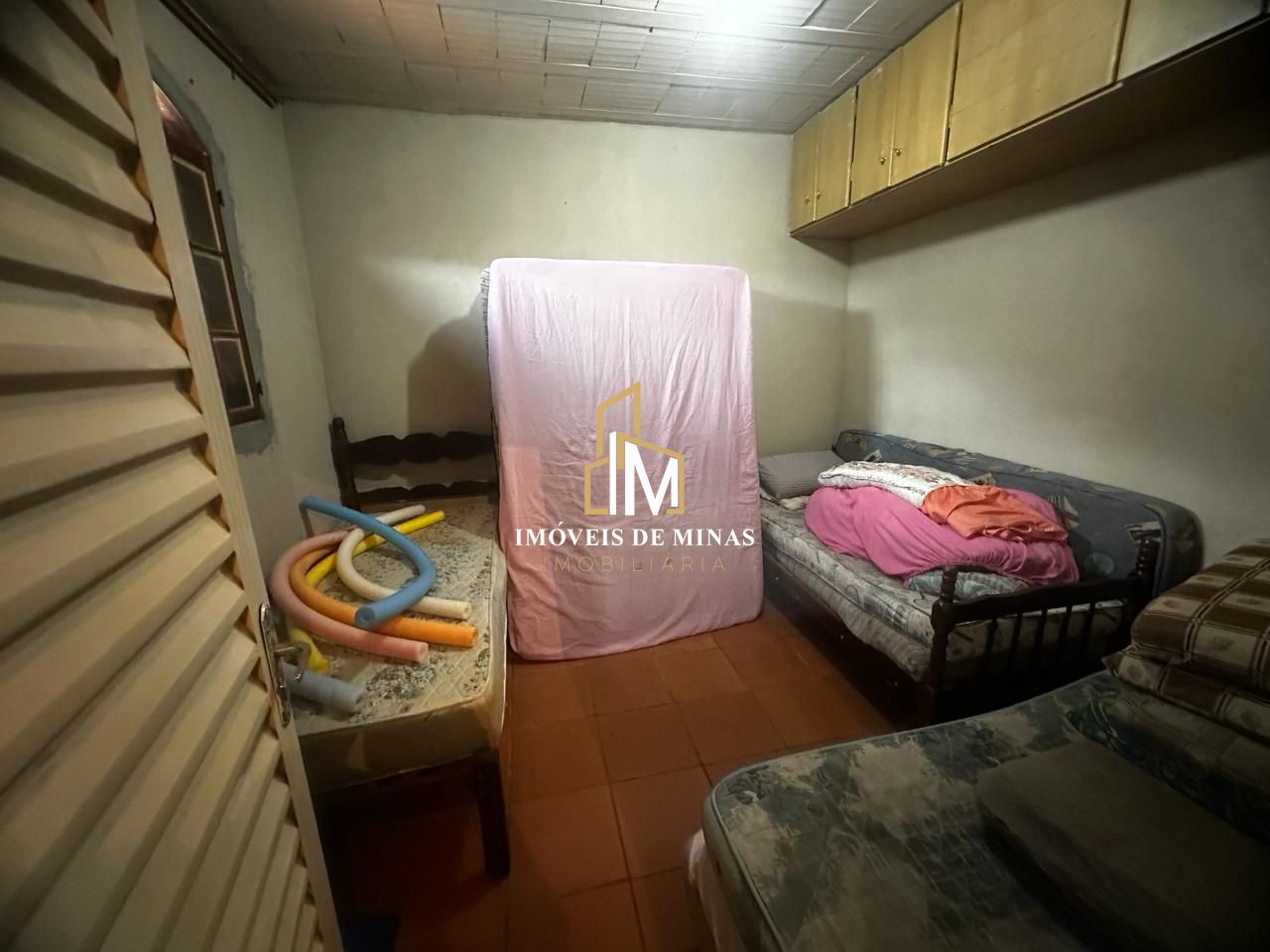 Chácara à venda com 2 quartos, 1140m² - Foto 7