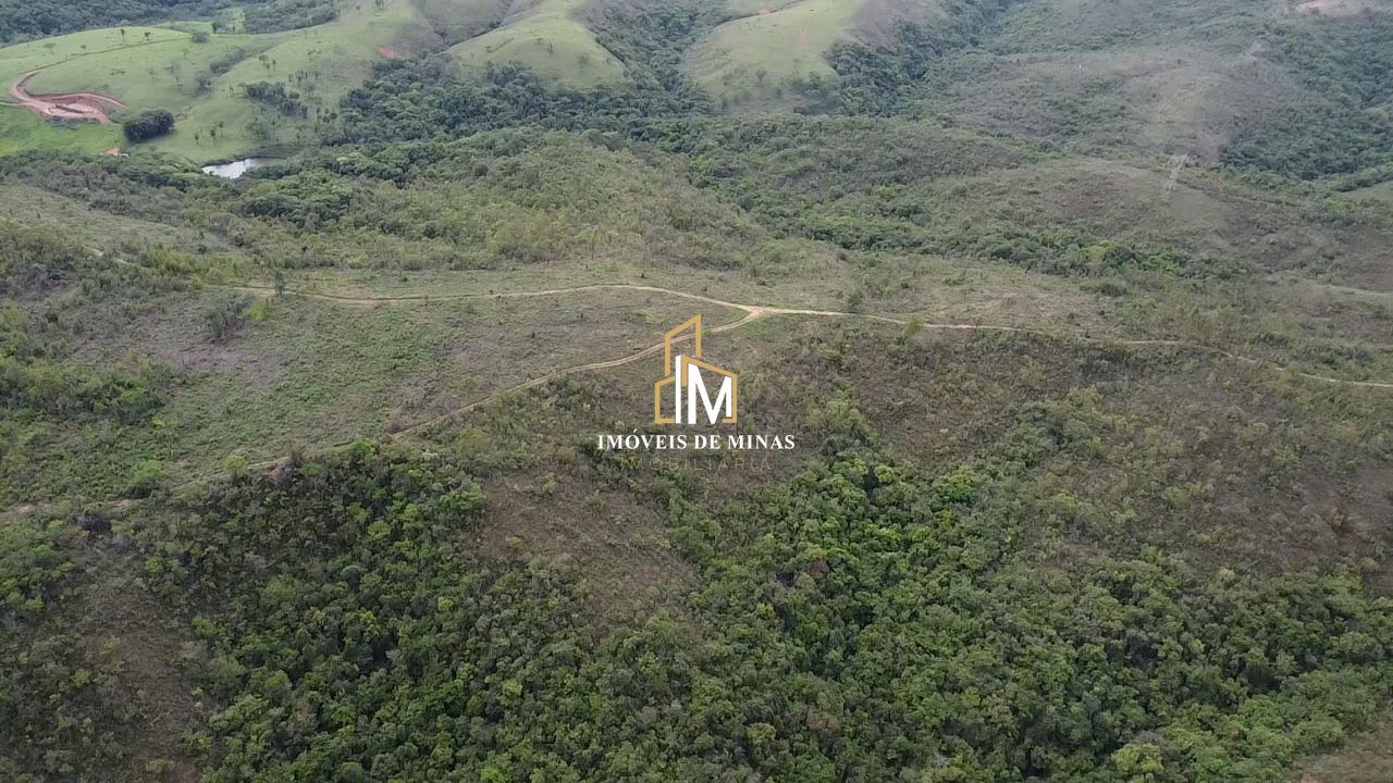 Fazenda/Sítios/Chácaras de 3 quartos, no bairro Zona Rural, em Formiga | Eu Corretor