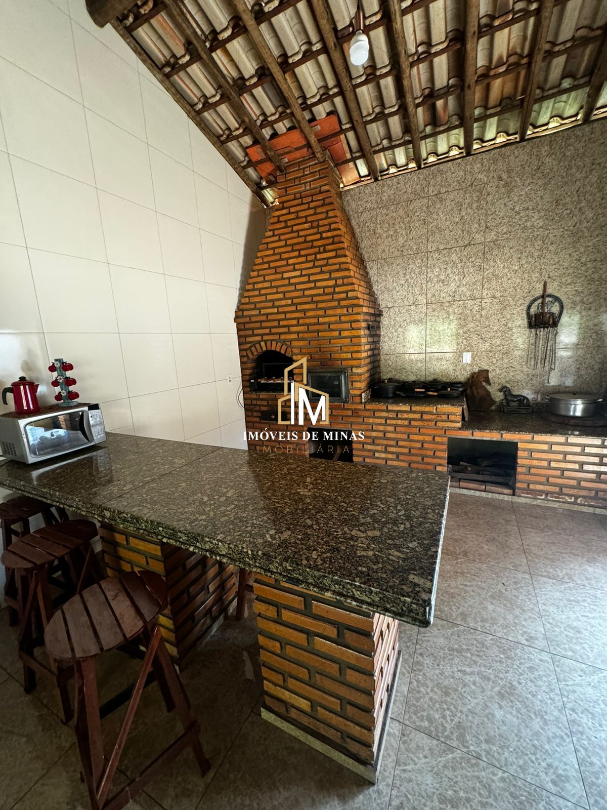 Chácara à venda com 5 quartos, 1000m² - Foto 17