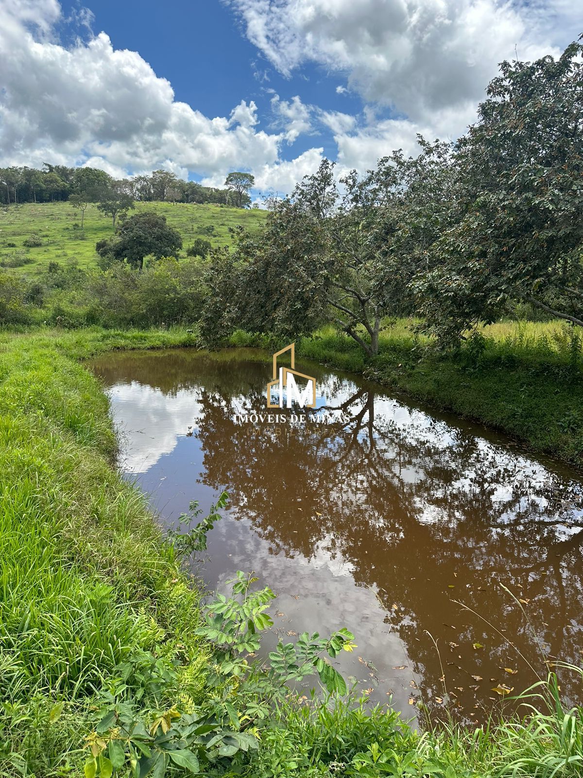 Sítio à venda com 3 quartos, 27000m² - Foto 8