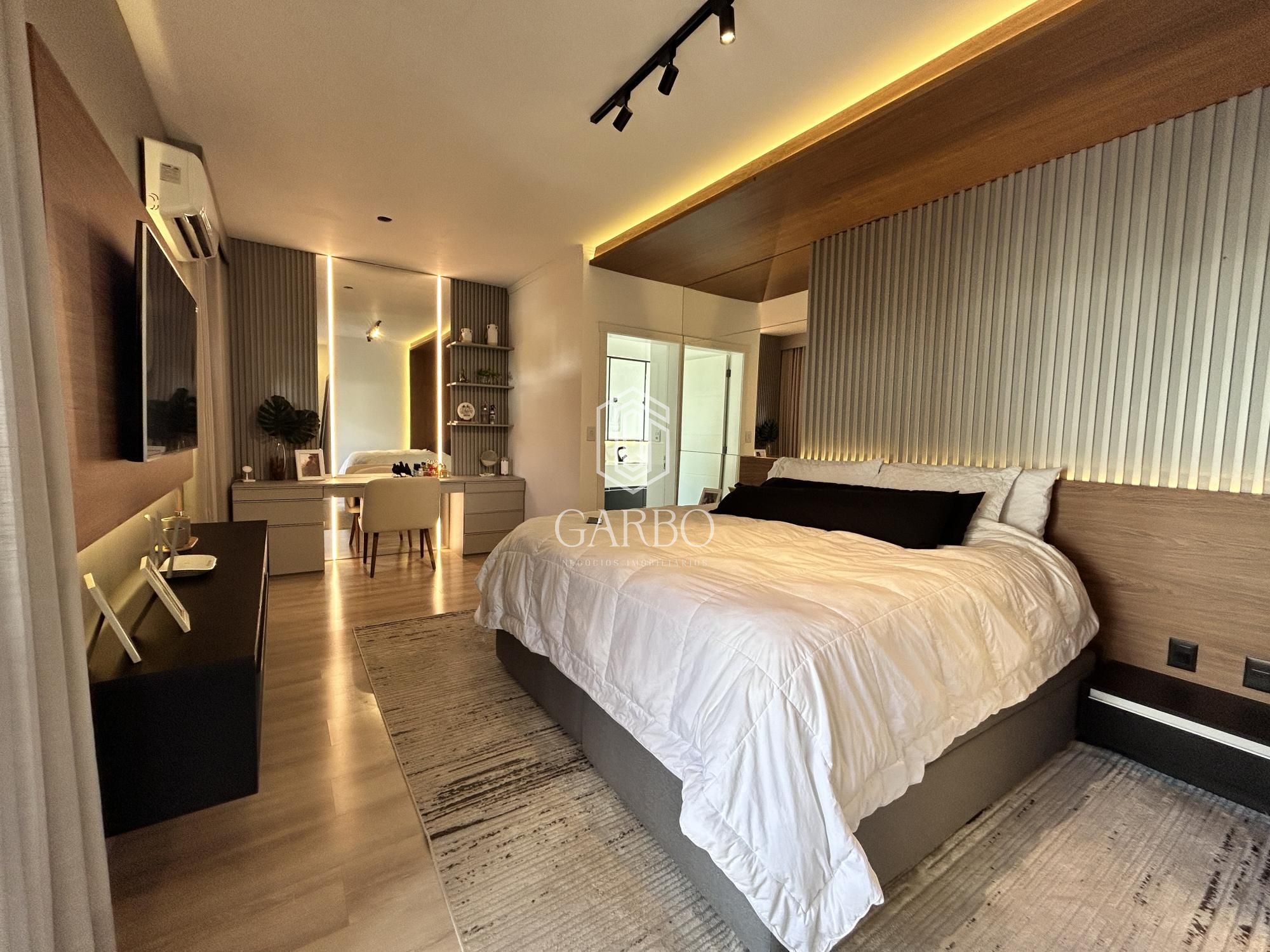 Casa, 3 quartos, 237 m² - Foto 8