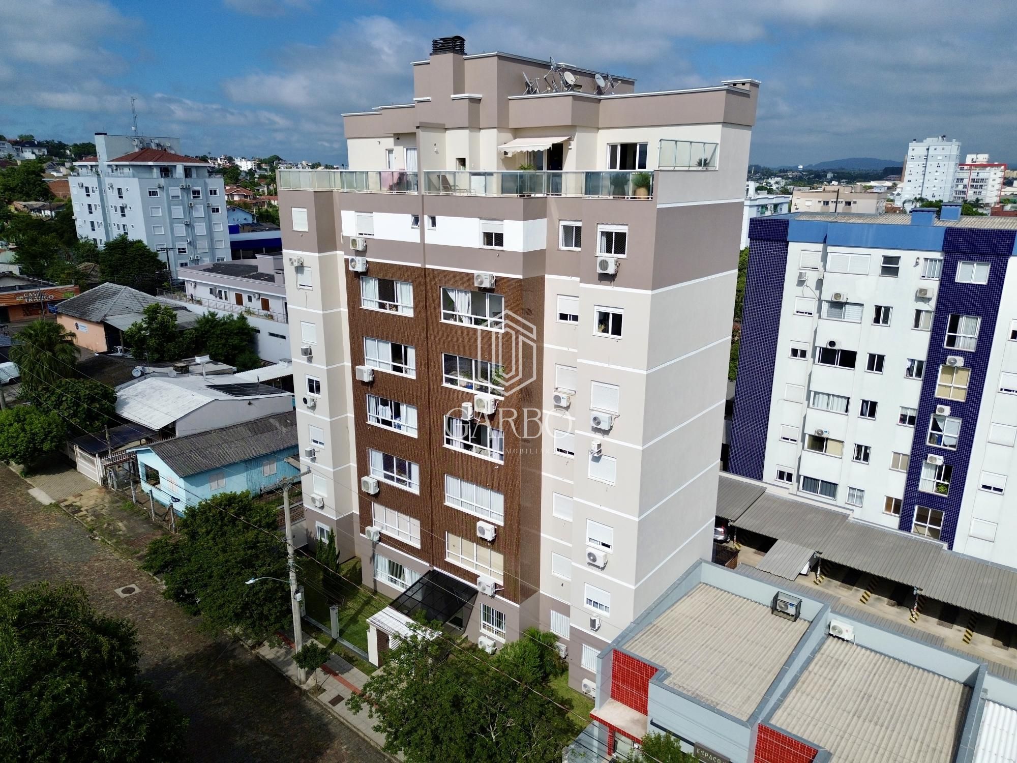 Cobertura à venda com 3 quartos, 246m² - Foto 2