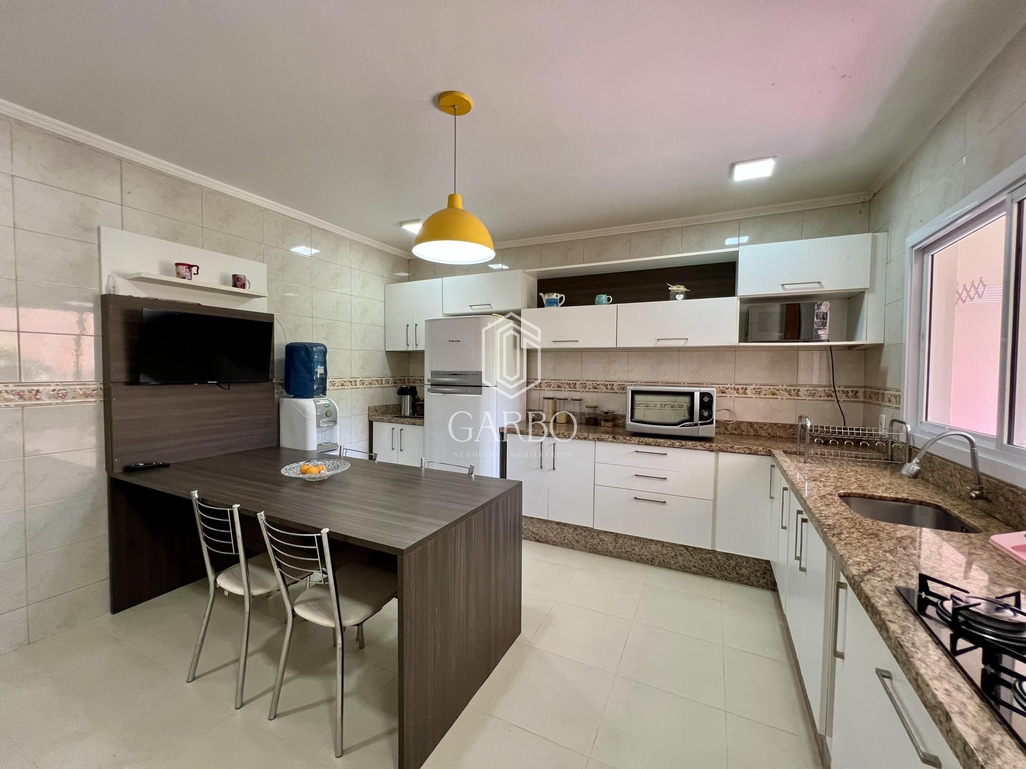 Casa à venda com 4 quartos, 256m² - Foto 7
