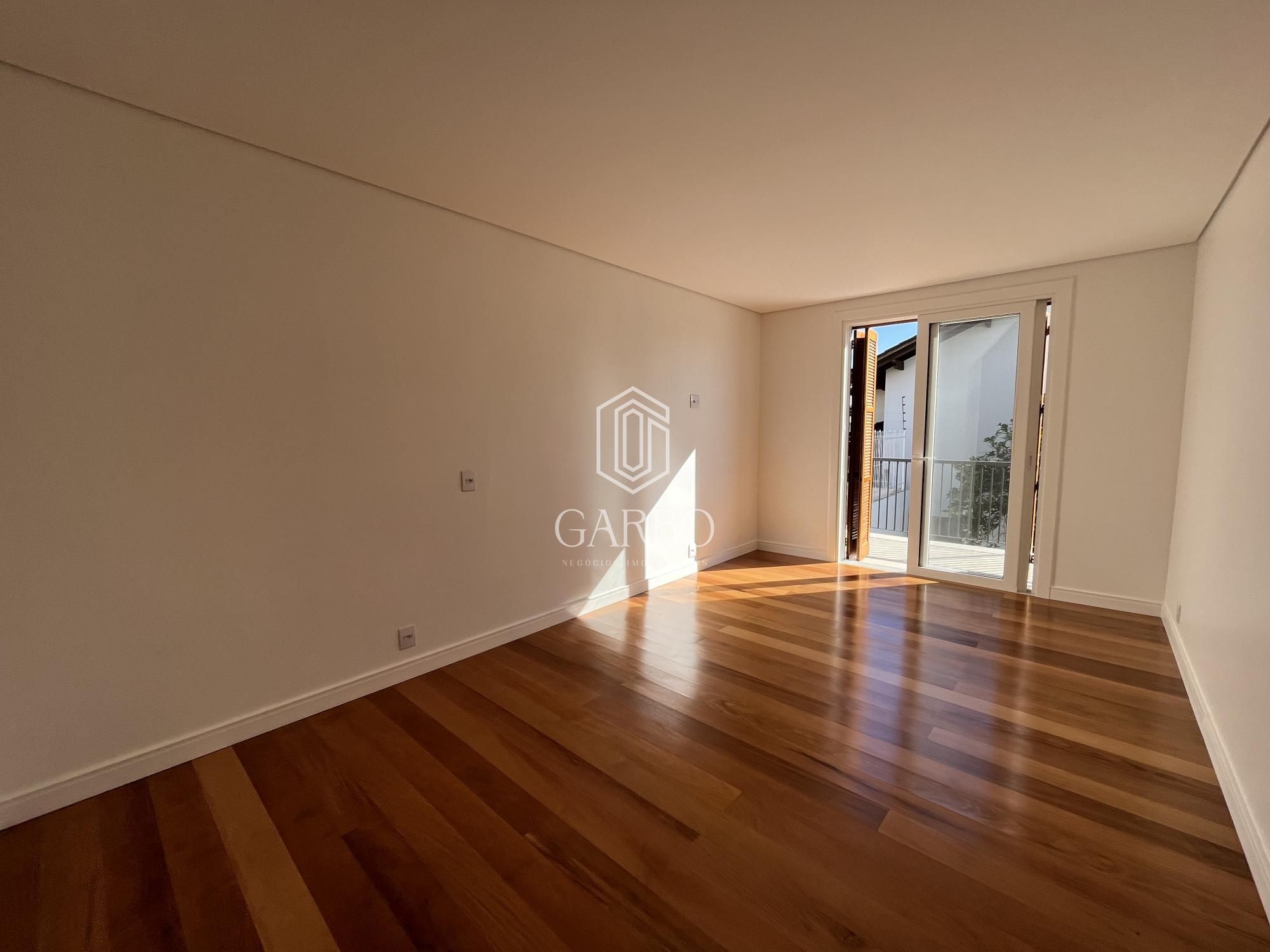 Casa, 3 quartos, 310 m² - Foto 3