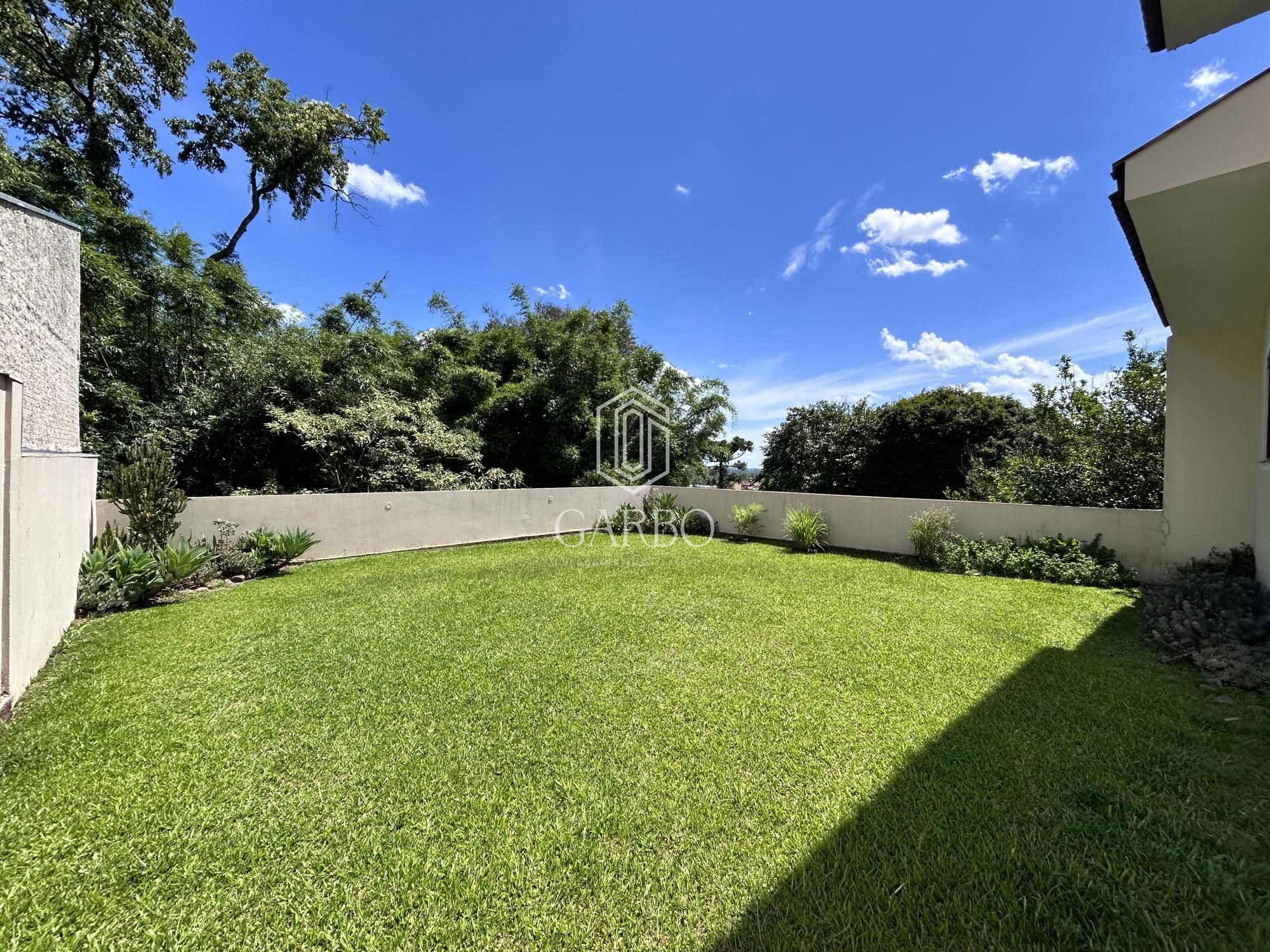 Casa, 3 quartos, 199 m² - Foto 2