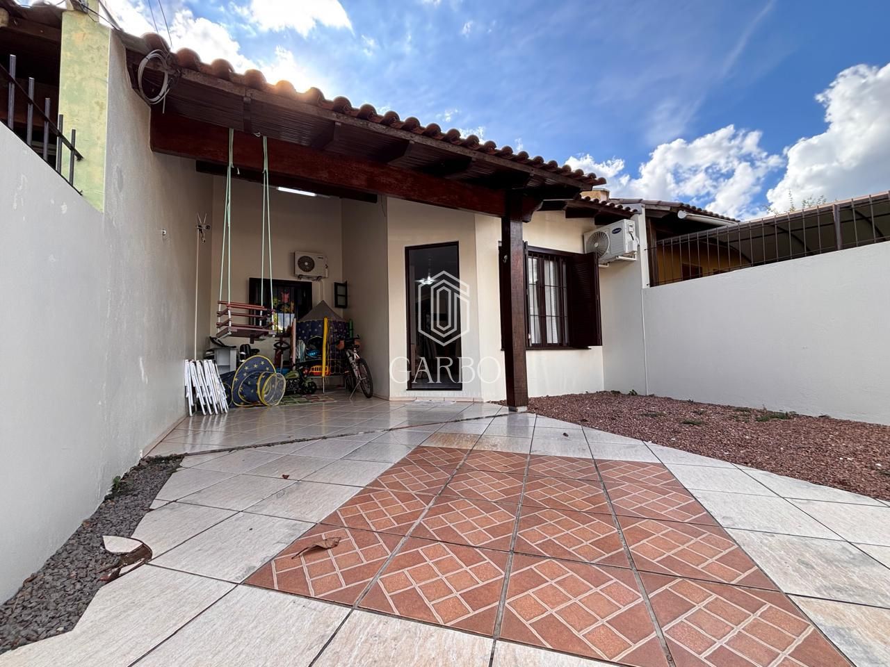 Casa, 2 quartos, 99 m² - Foto 1