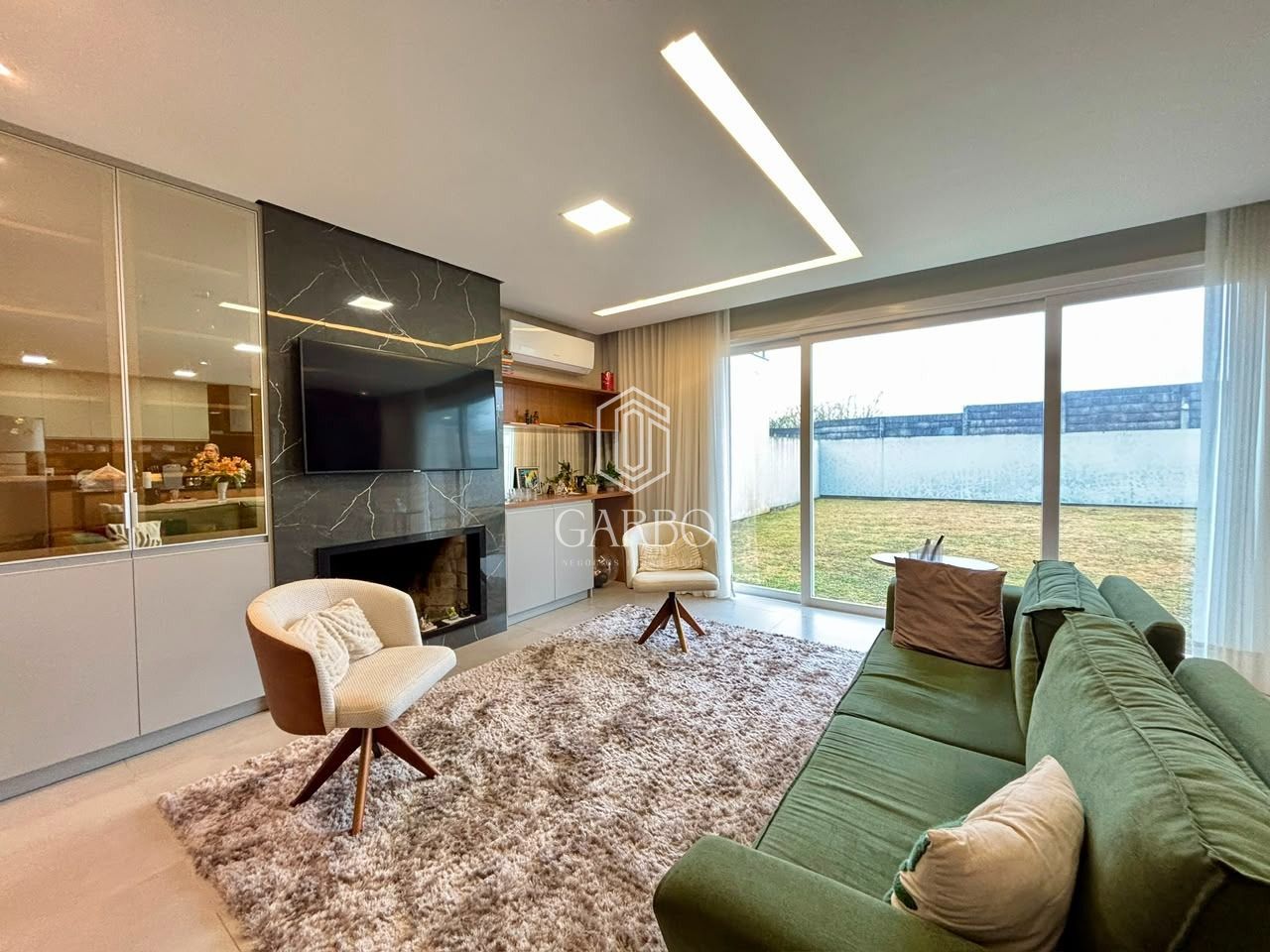 Casa, 3 quartos, 182 m² - Foto 2