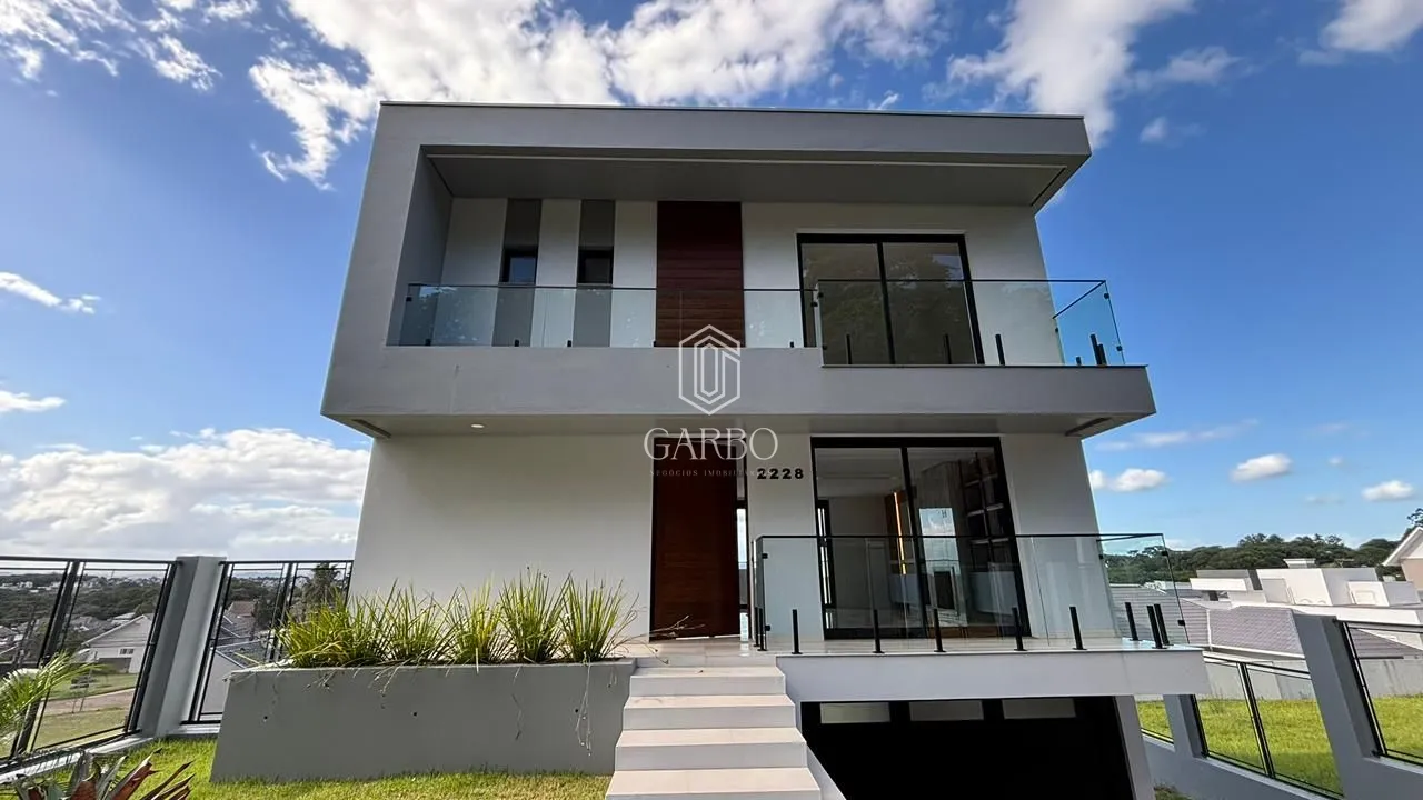 CASA SEMIMOBILIADA NO BAIRRO COUNTRY
