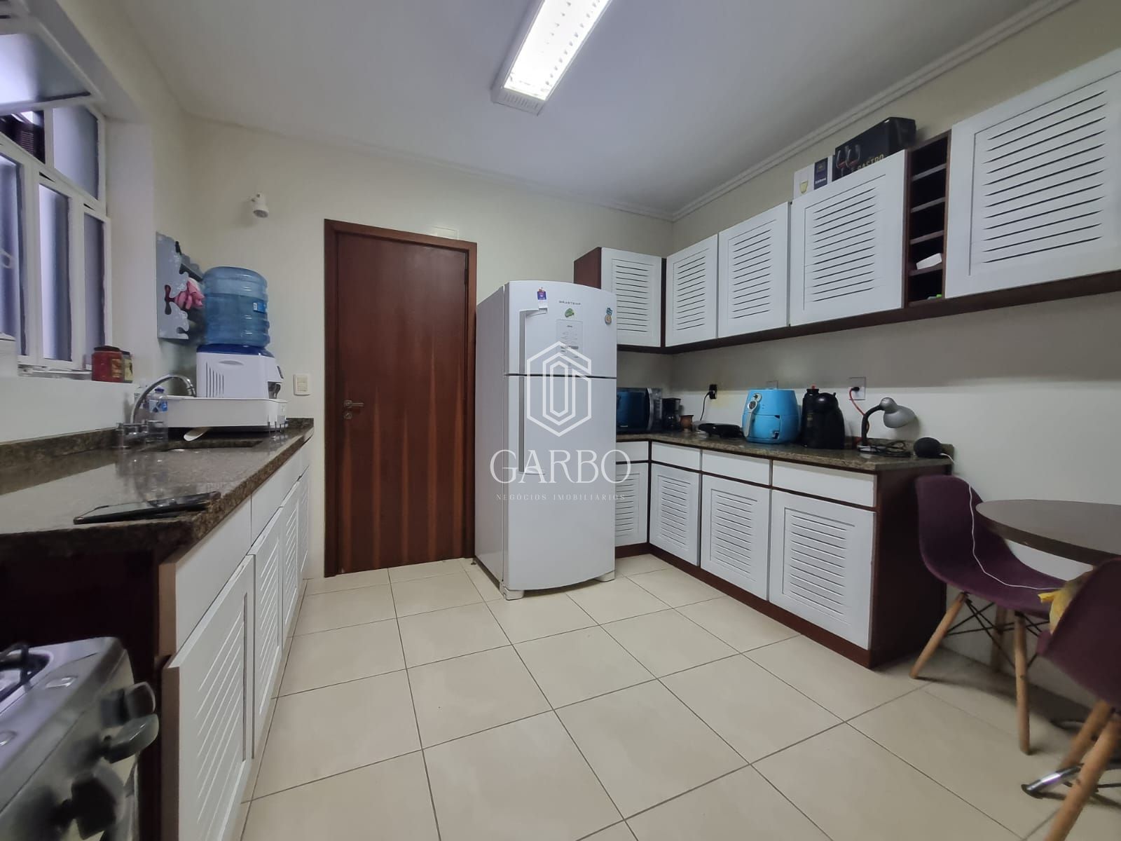 Apartamento à venda com 3 quartos, 154m² - Foto 11