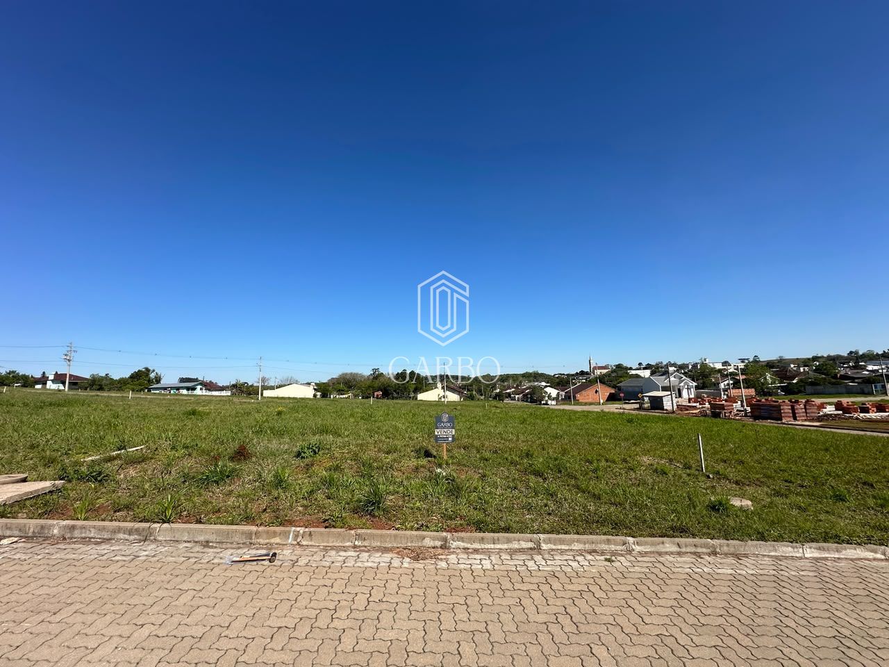 TERRENO EM LINHA SANTA CRUZ