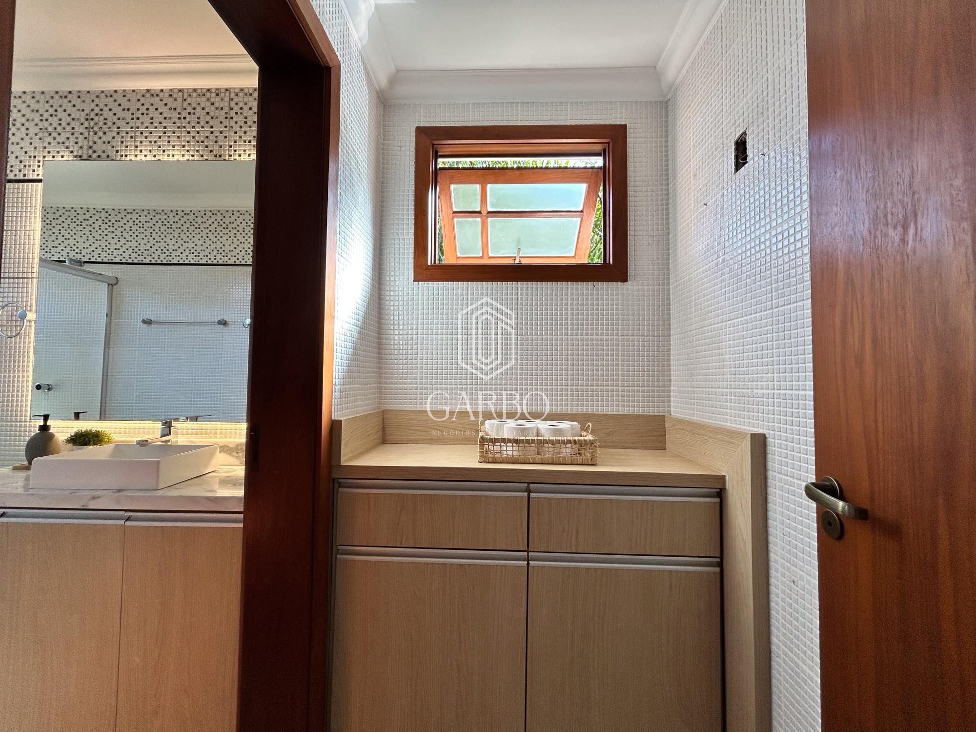 Casa à venda com 3 quartos, 215m² - Foto 18