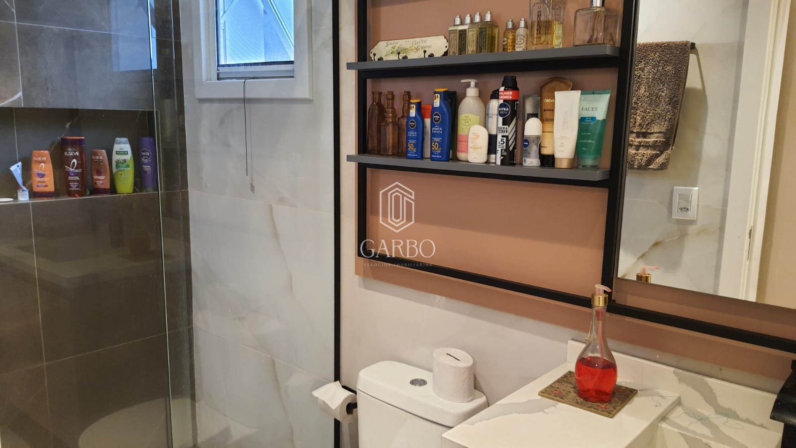 Casa à venda com 3 quartos, 227m² - Foto 9
