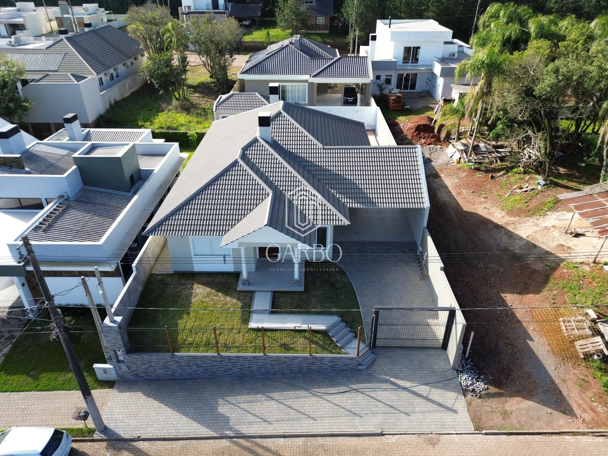 Casa, 3 quartos, 230 m² - Foto 3