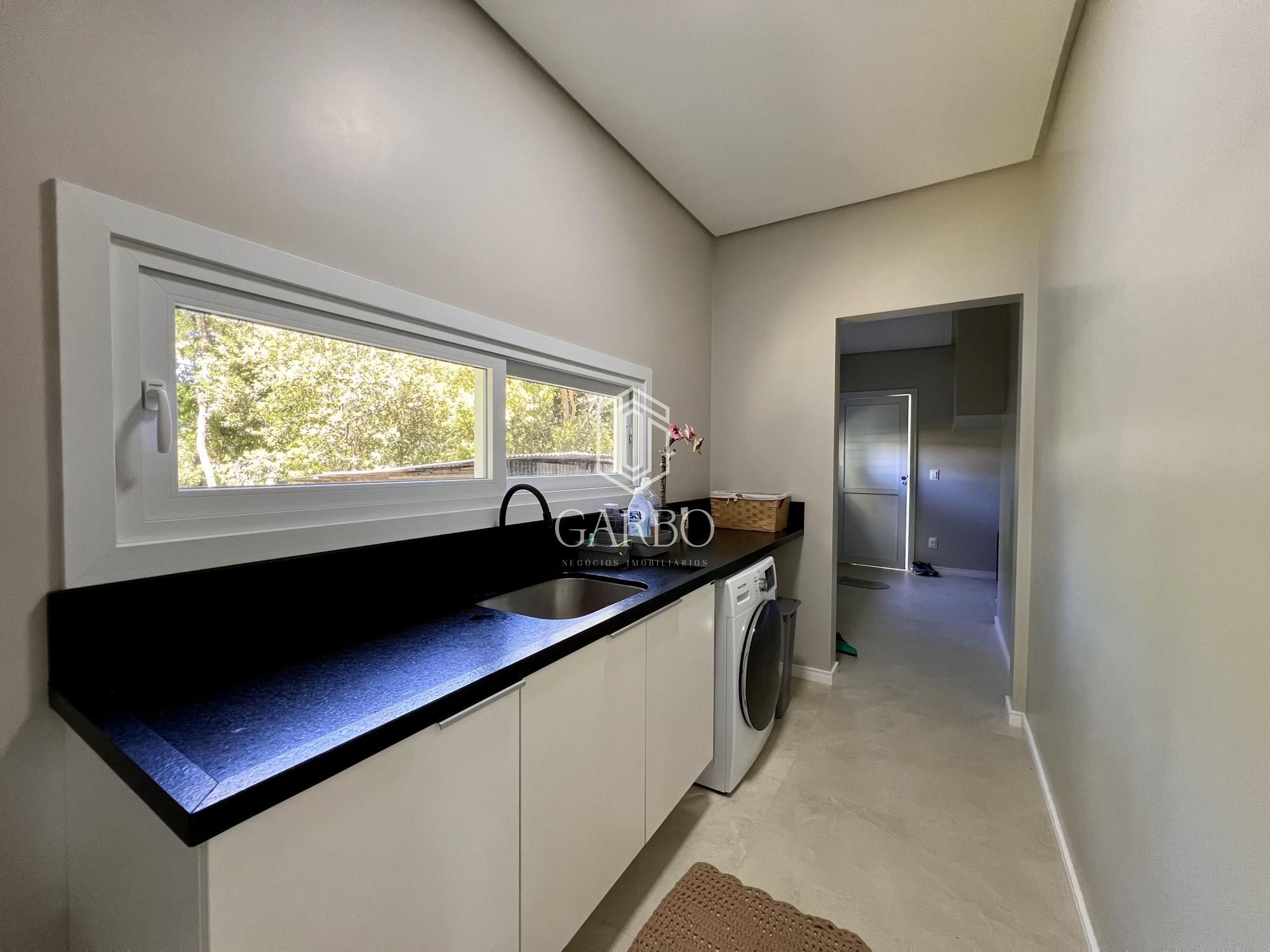 Casa à venda com 3 quartos, 328m² - Foto 14