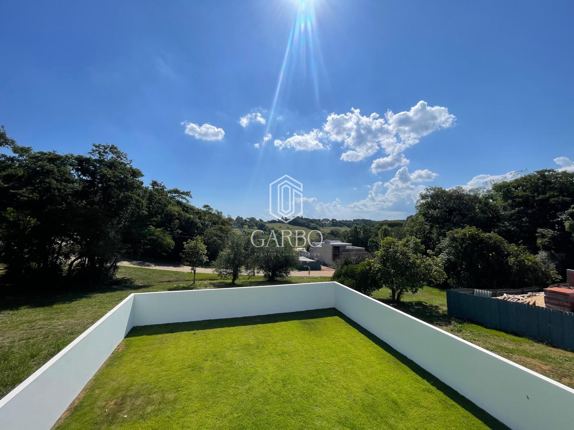 Casa à venda com 3 quartos, 206m² - Foto 4