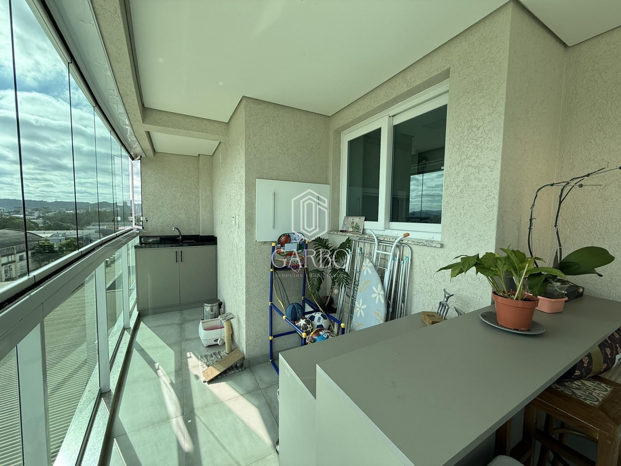 Apartamento à venda com 2 quartos, 106m² - Foto 7