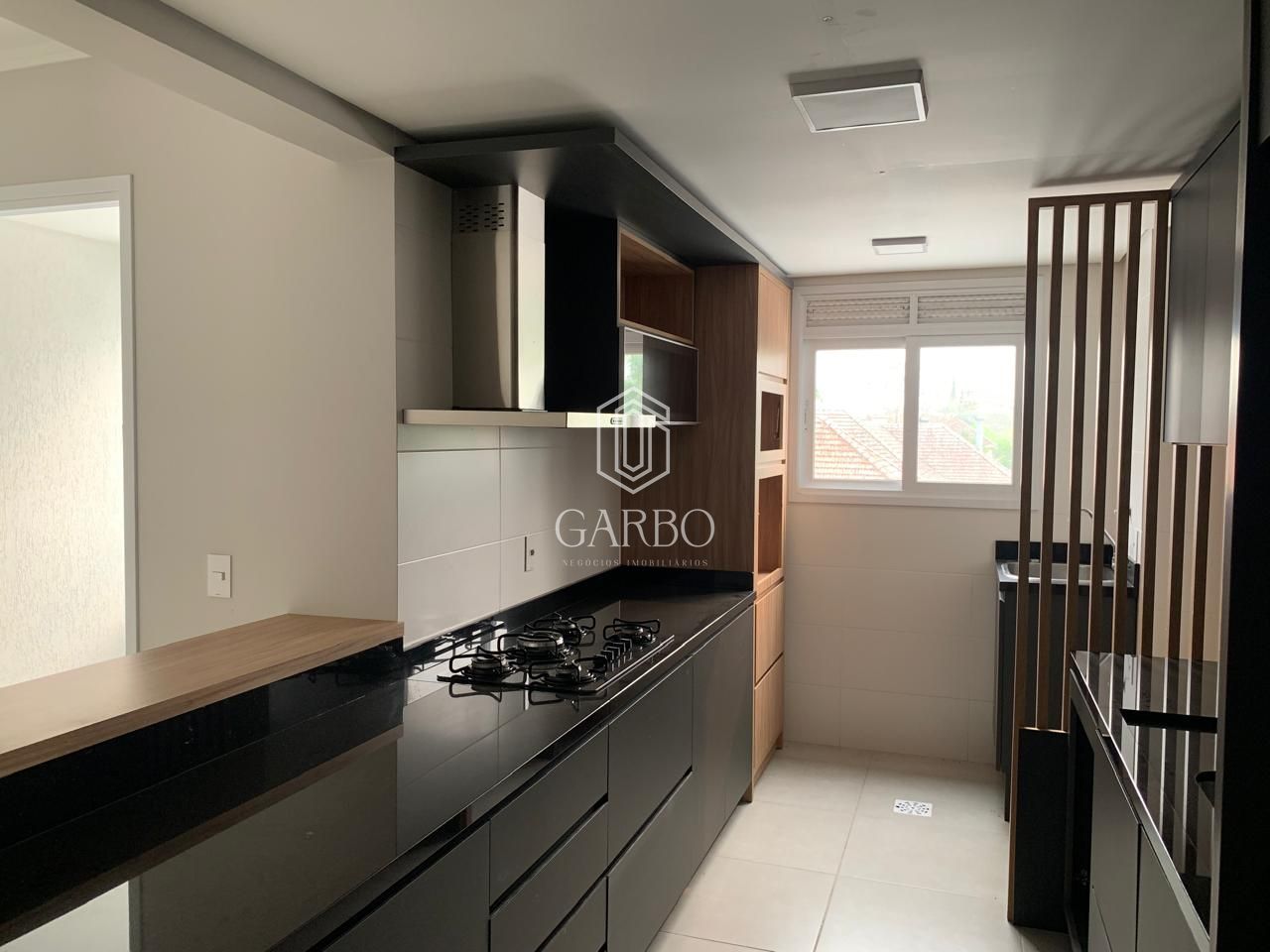 Apartamento à venda com 2 quartos, 87m² - Foto 2