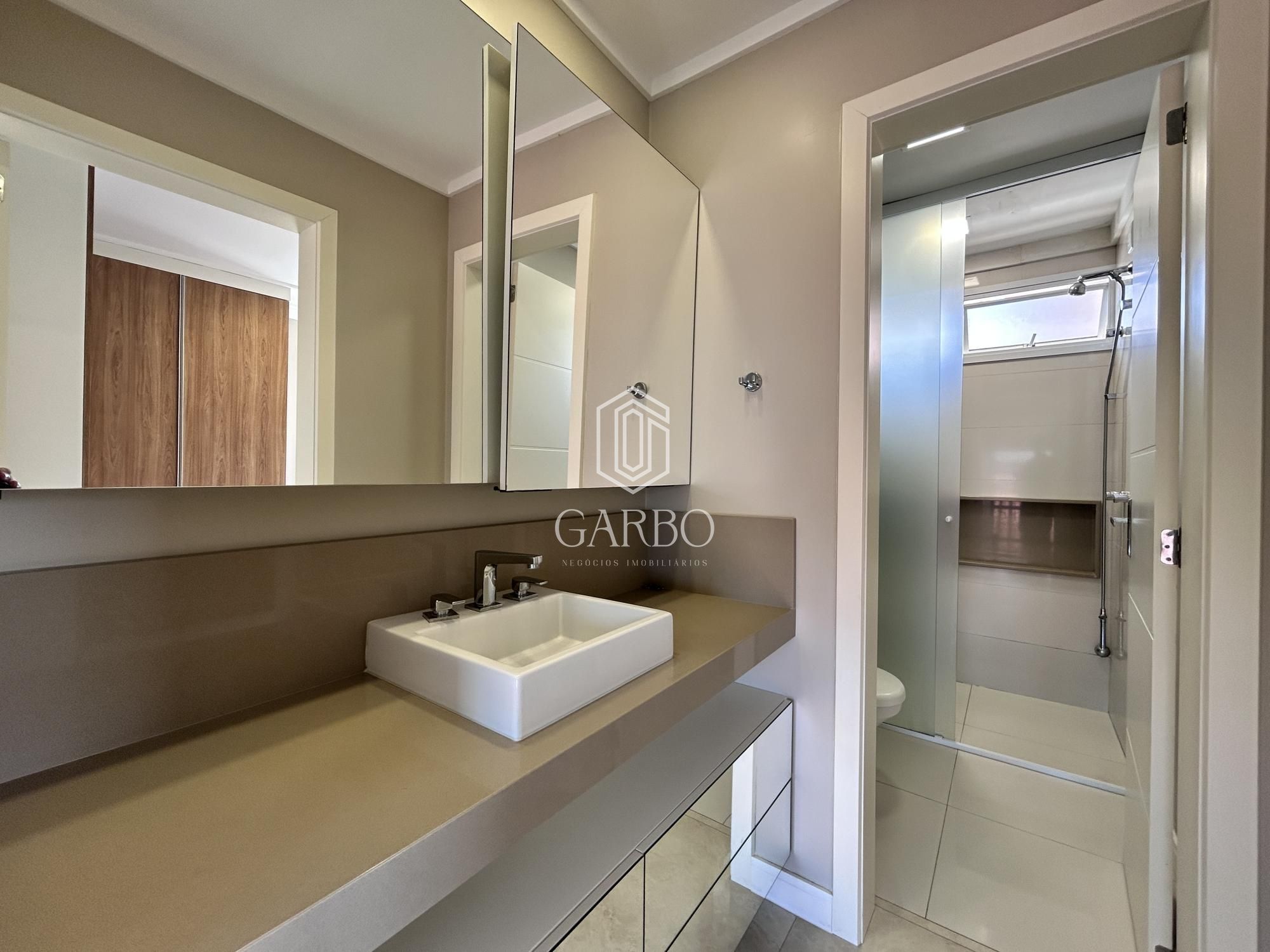 Casa, 3 quartos, 240 m² - Foto 14