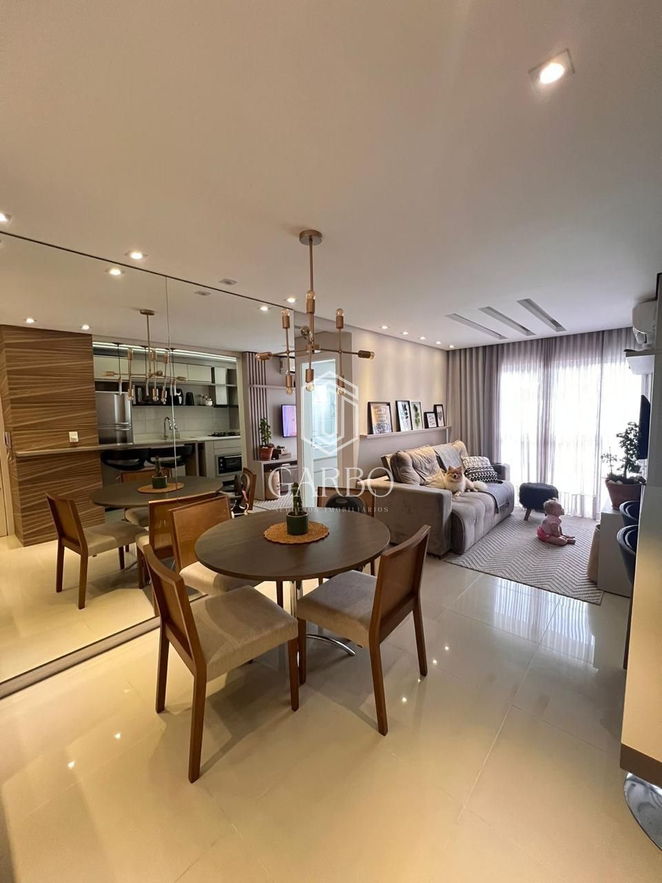 Apartamento à venda com 2 quartos, 72m² - Foto 3