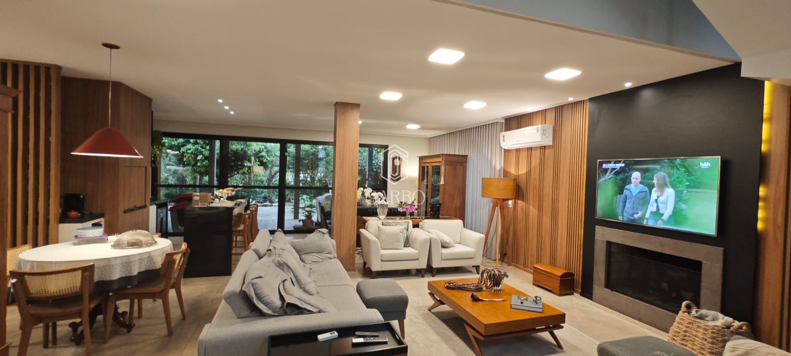 Casa à venda com 3 quartos, 230m² - Foto 3