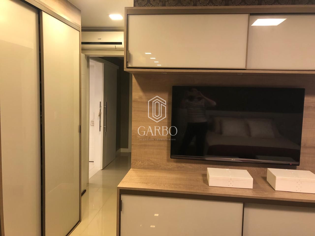 Apartamento à venda com 3 quartos, 306m² - Foto 18