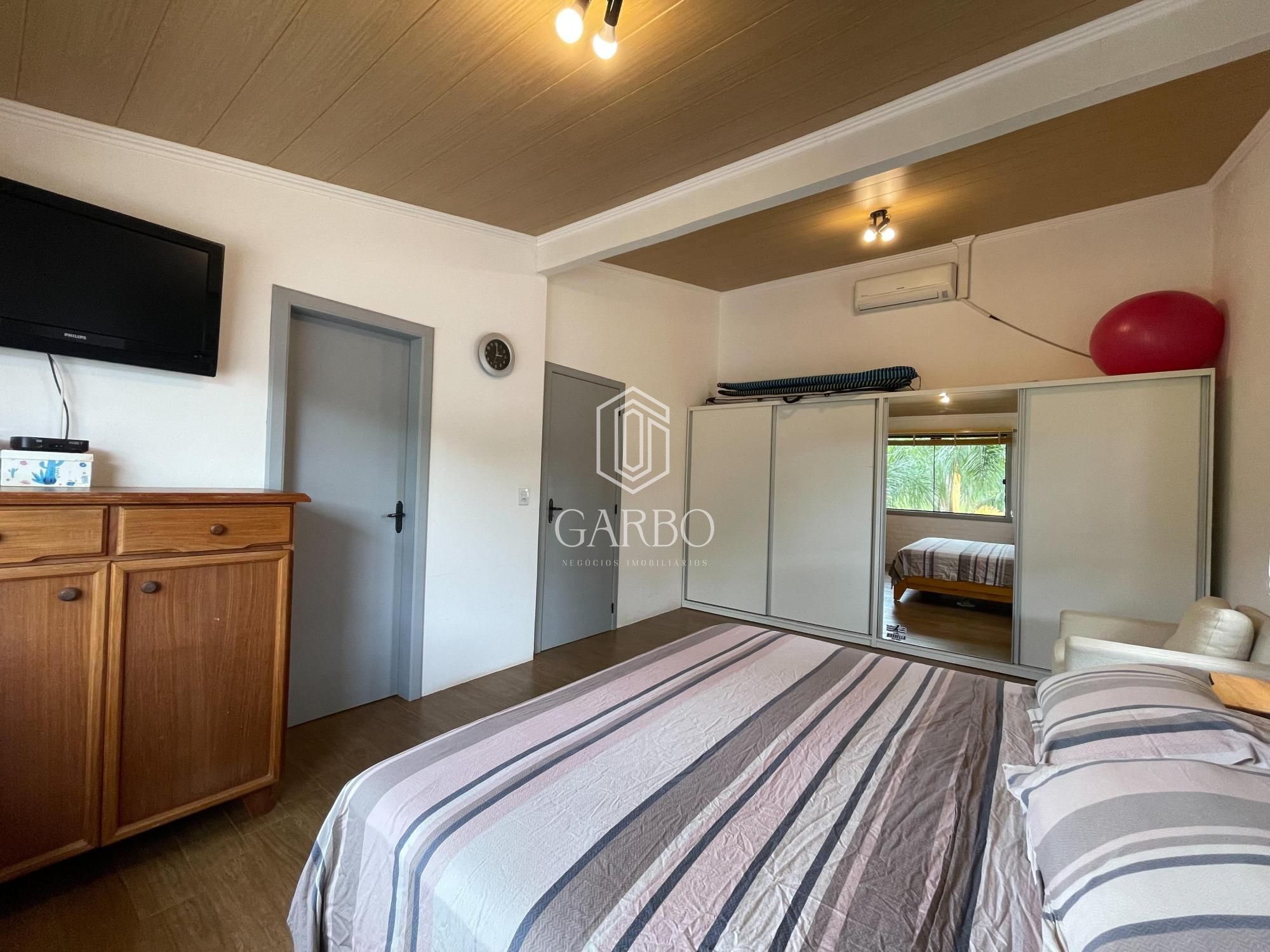 Casa à venda com 3 quartos, 202m² - Foto 16