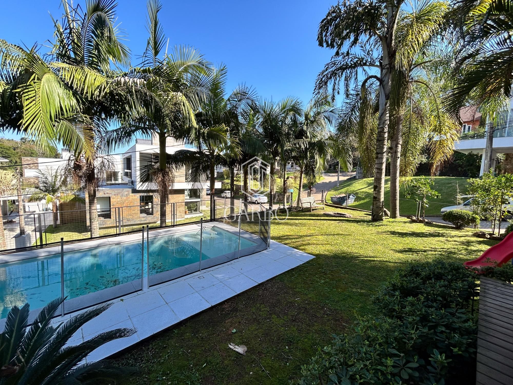 Casa à venda com 3 quartos, 215m² - Foto 29