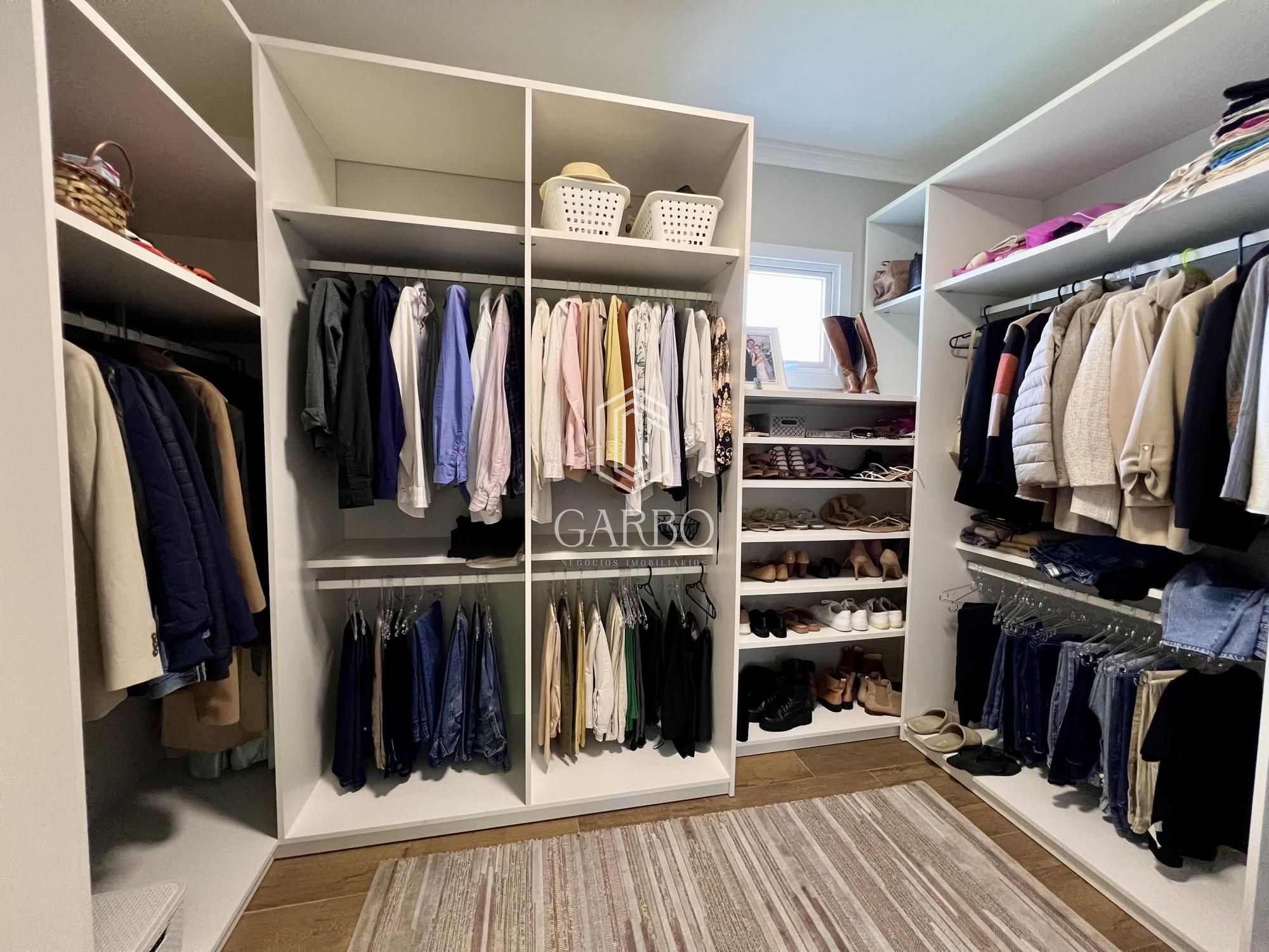 Casa à venda com 3 quartos, 328m² - Foto 13