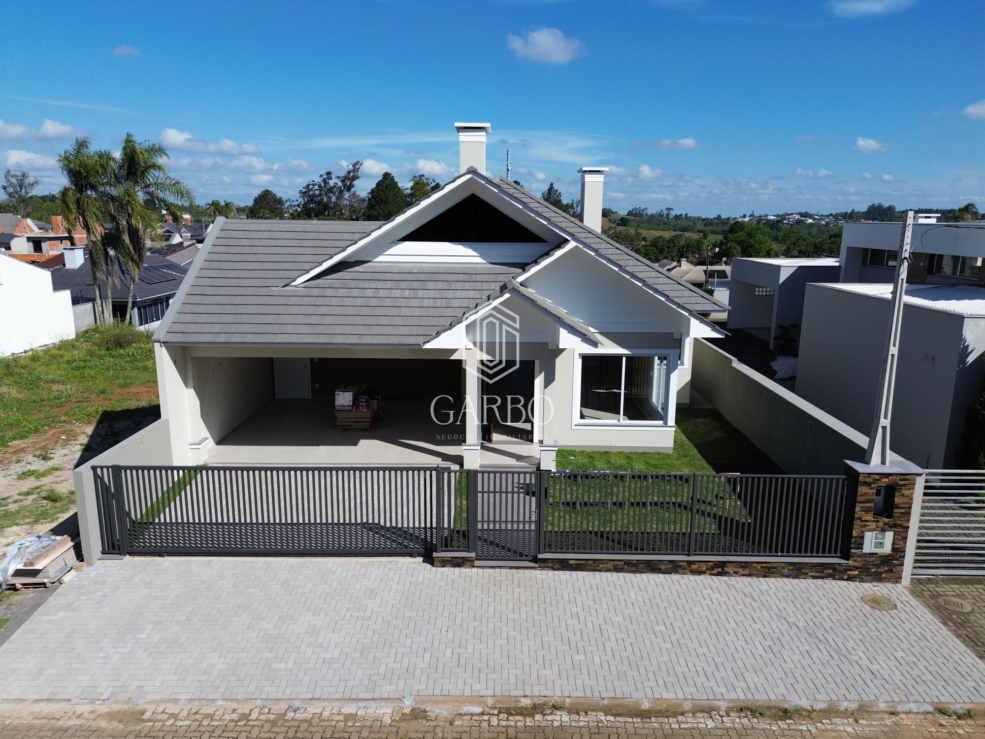 Casa, 3 quartos, 214 m² - Foto 1