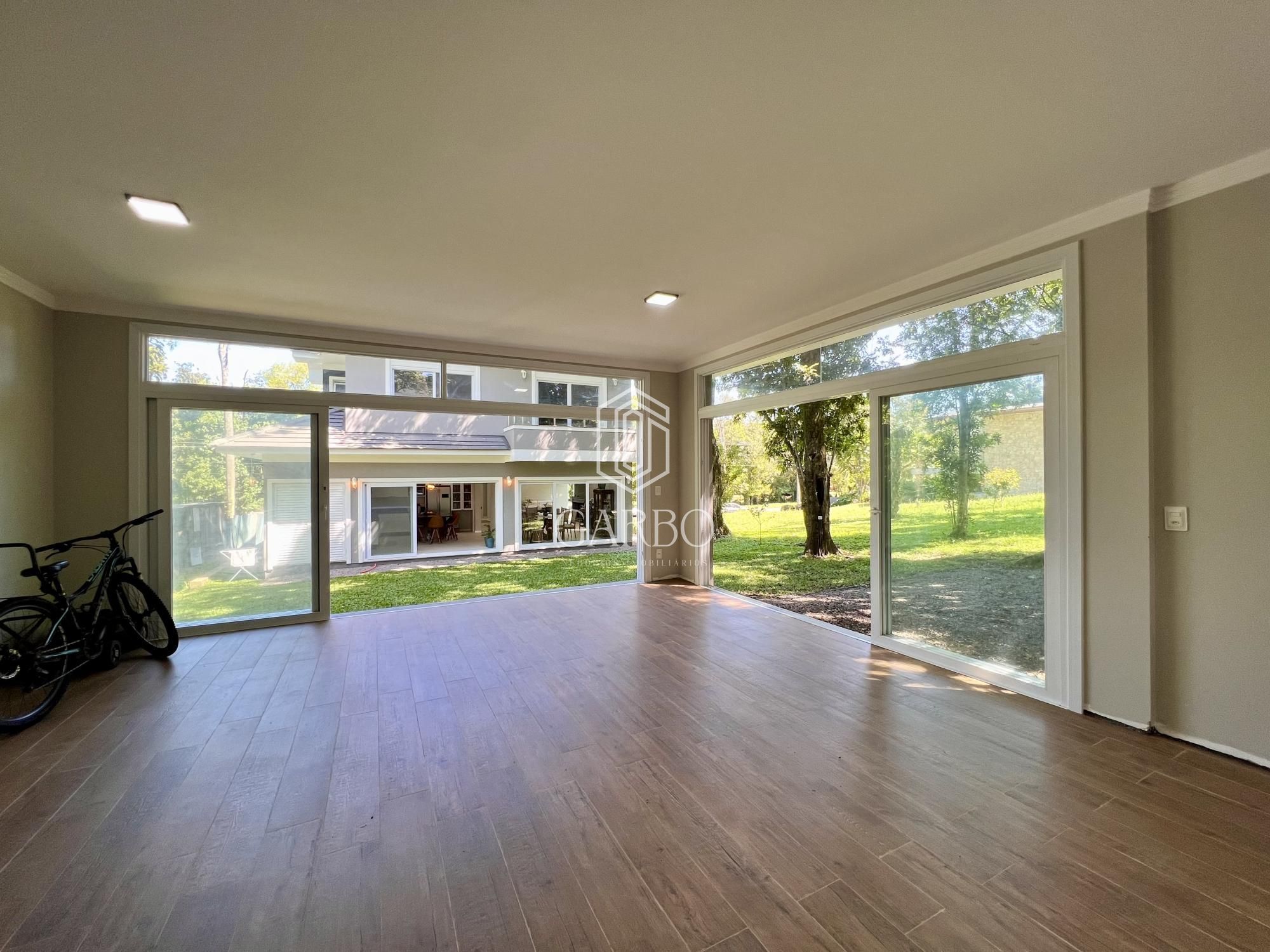 Casa à venda com 3 quartos, 328m² - Foto 5