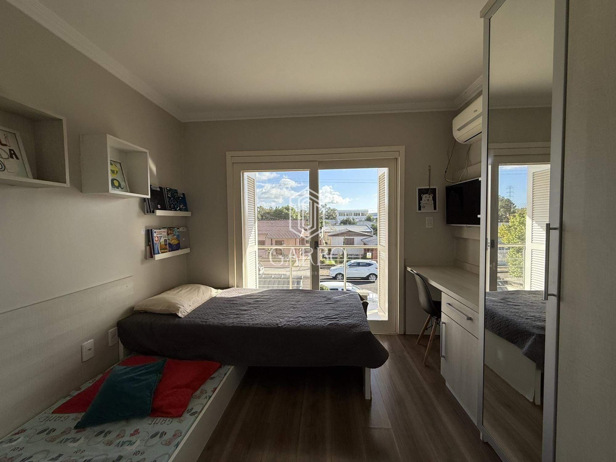 Casa à venda com 4 quartos, 224m² - Foto 12