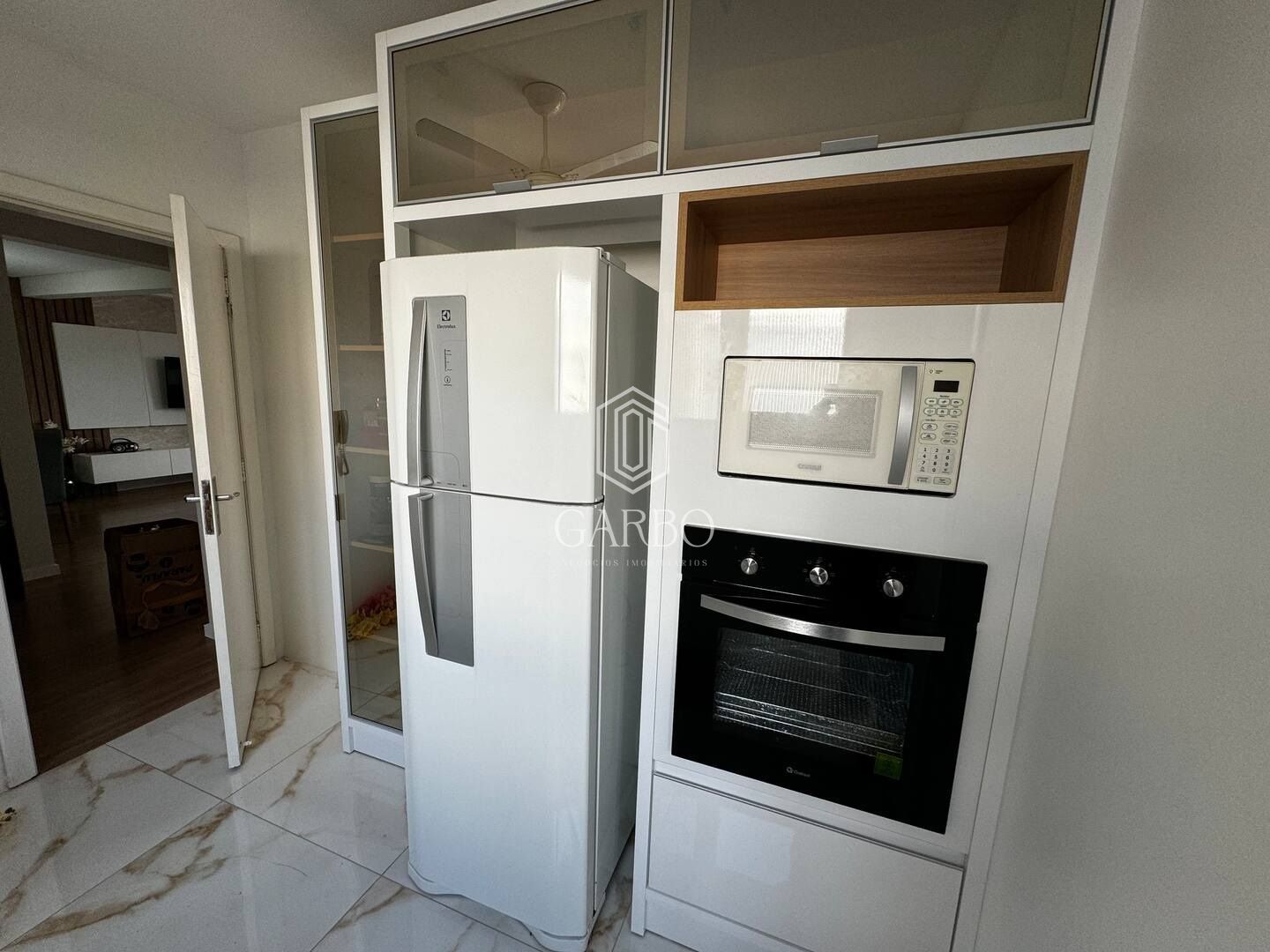 Apartamento à venda com 2 quartos, 118m² - Foto 9