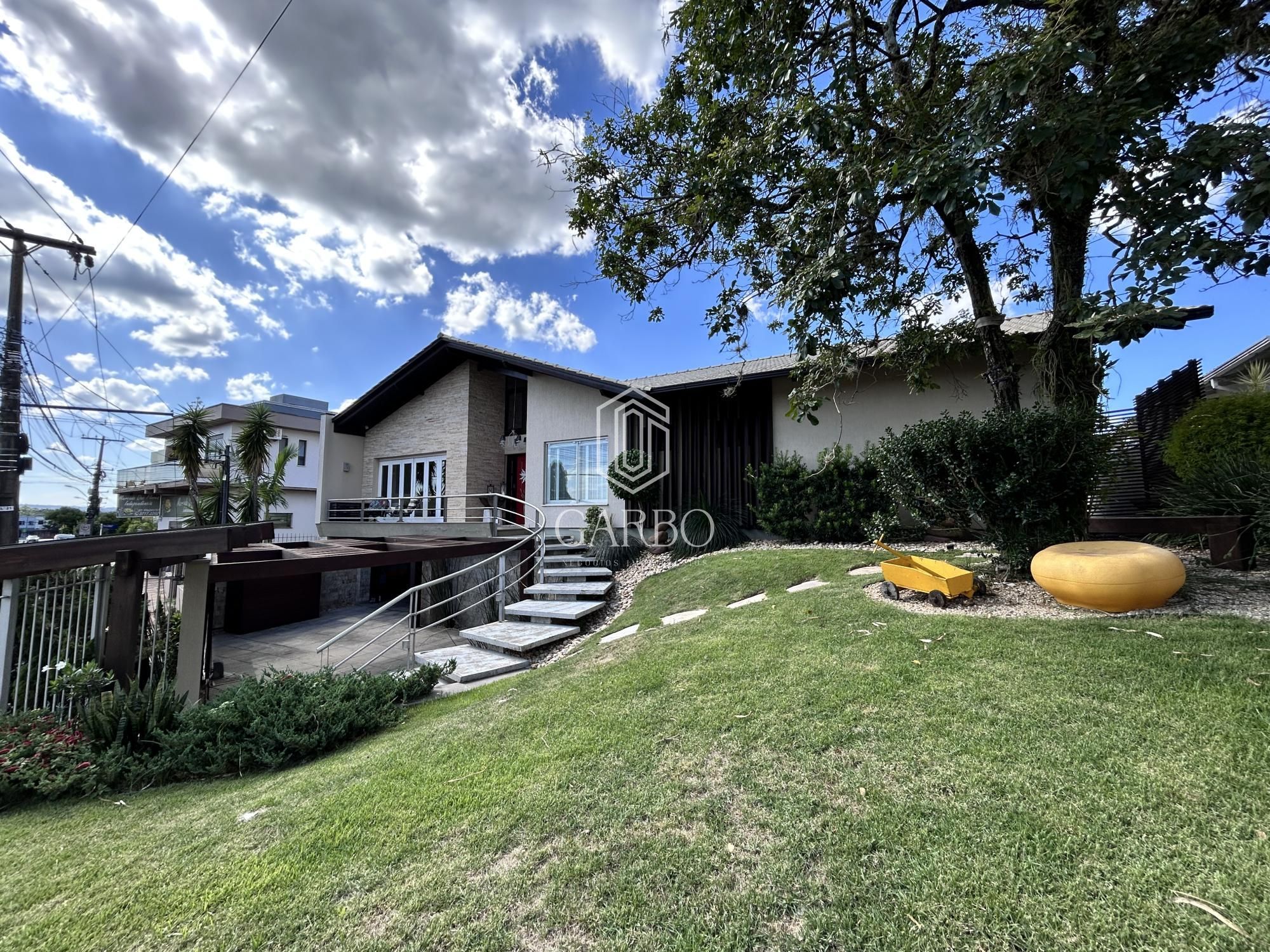 Casa, 3 quartos, 247 m² - Foto 2