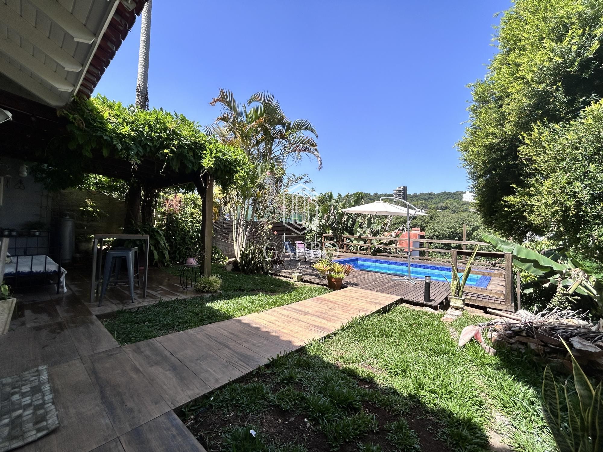 Casa, 3 quartos, 270 m² - Foto 3