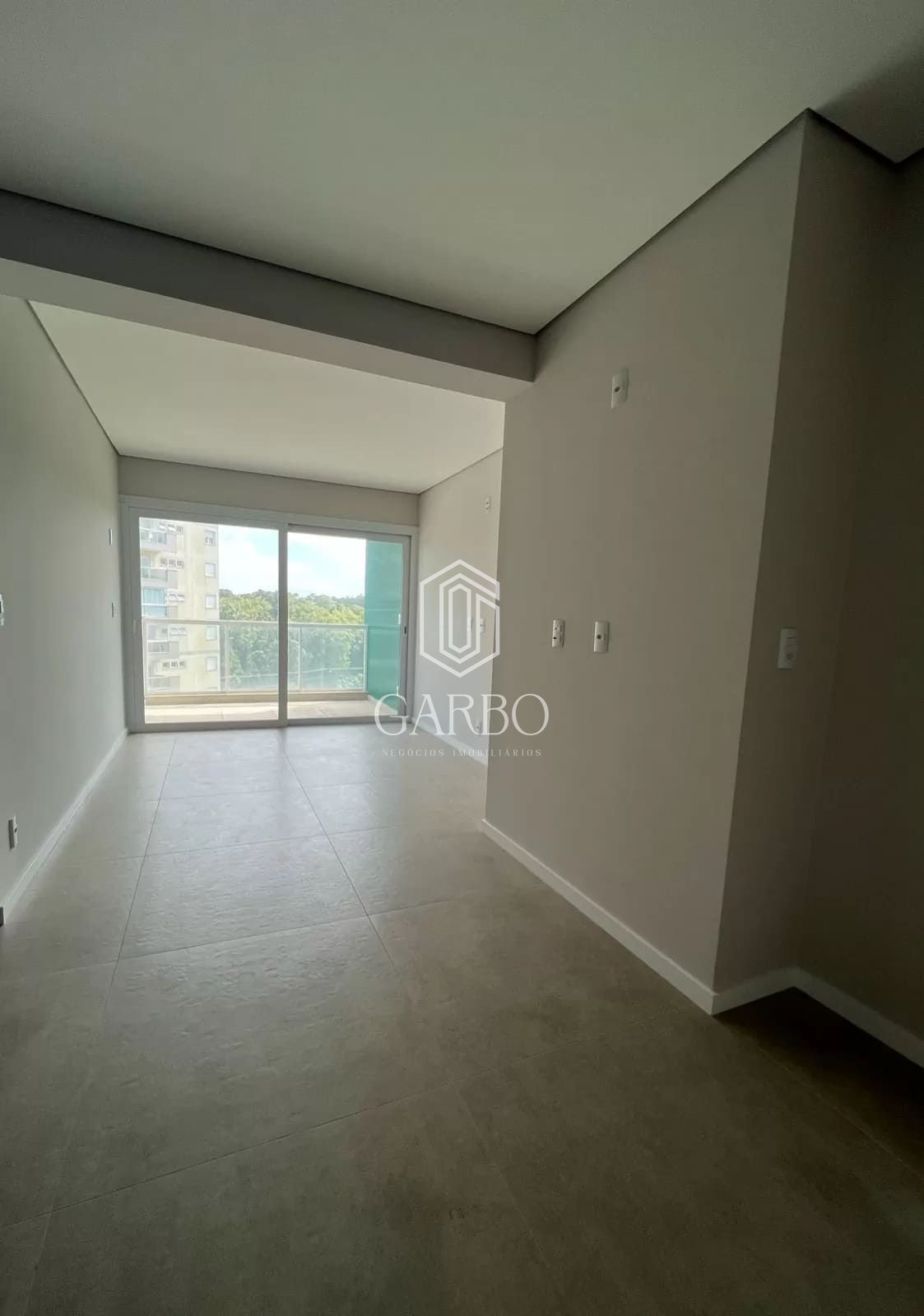 Apartamento à venda com 2 quartos, 79m² - Foto 8