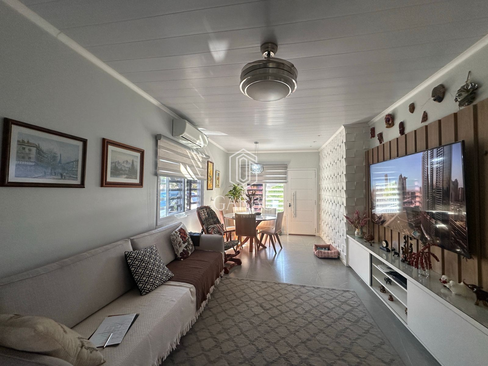 Casa, 3 quartos, 169 m² - Foto 2