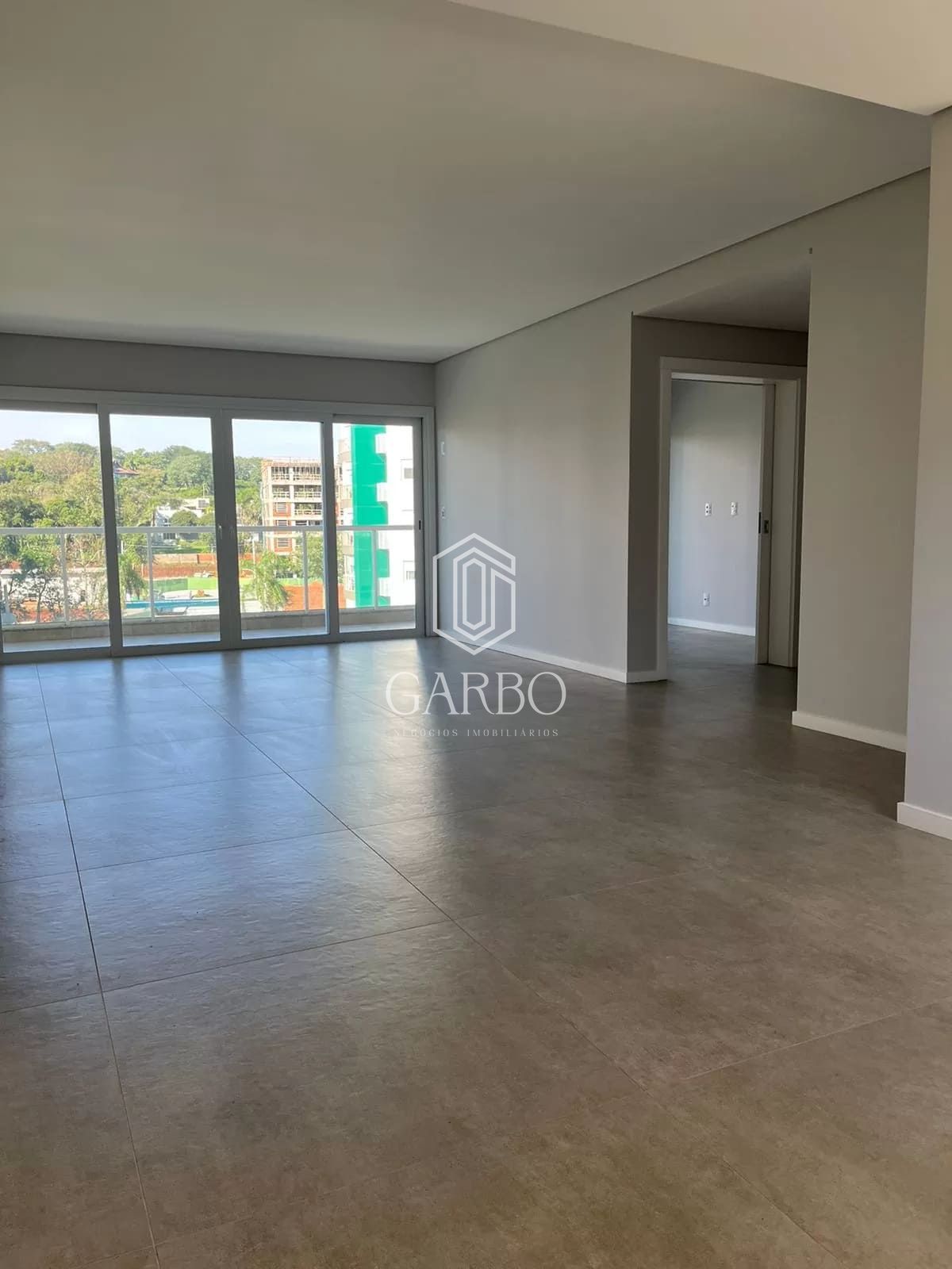 Apartamento à venda com 3 quartos, 167m² - Foto 4