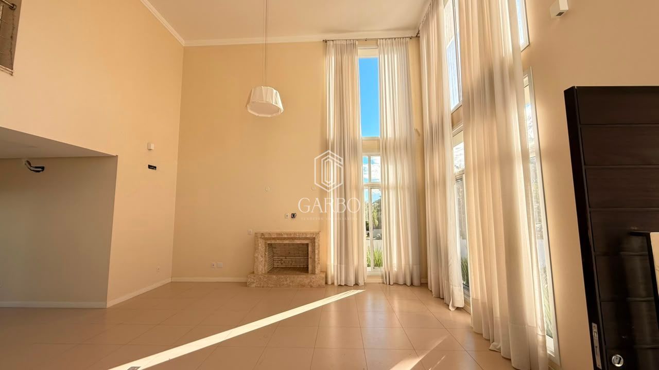 Casa, 3 quartos, 294 m² - Foto 4