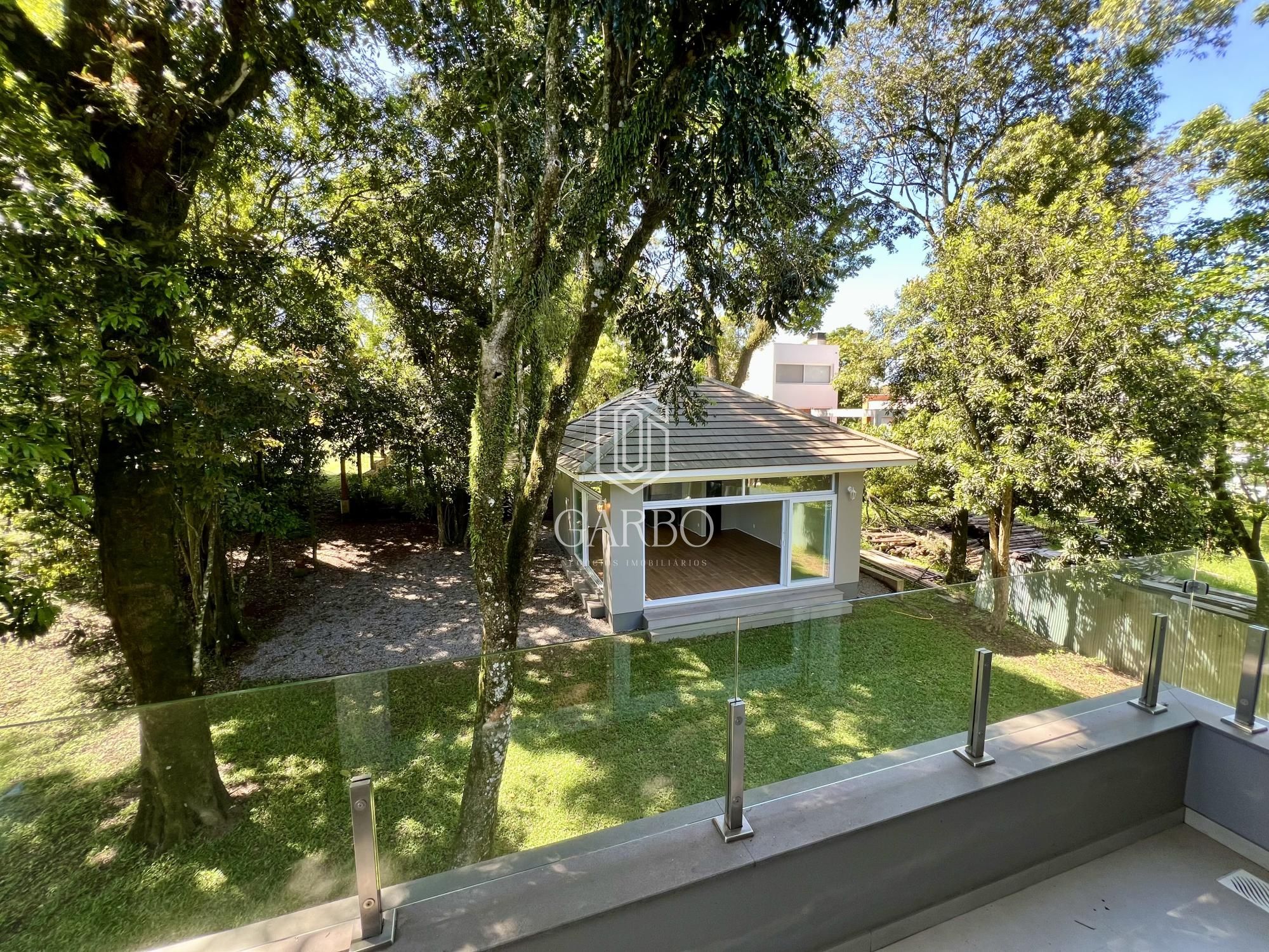 Casa à venda com 3 quartos, 328m² - Foto 4