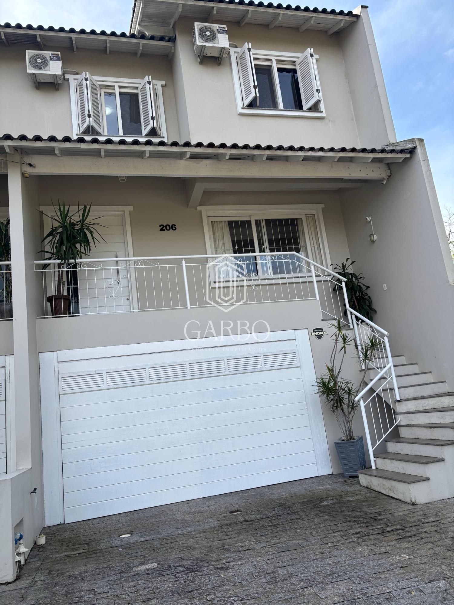 Apartamento, 3 quartos, 146 m² - Foto 1