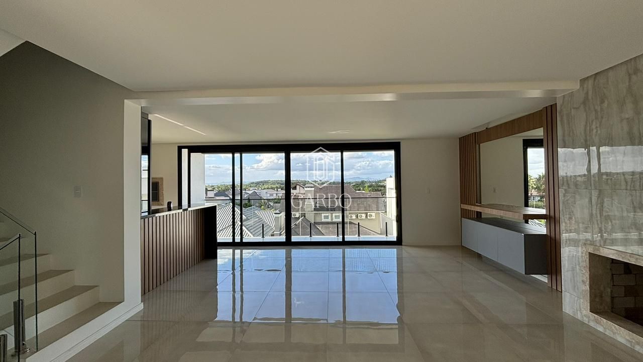 Casa, 3 quartos, 235 m² - Foto 2