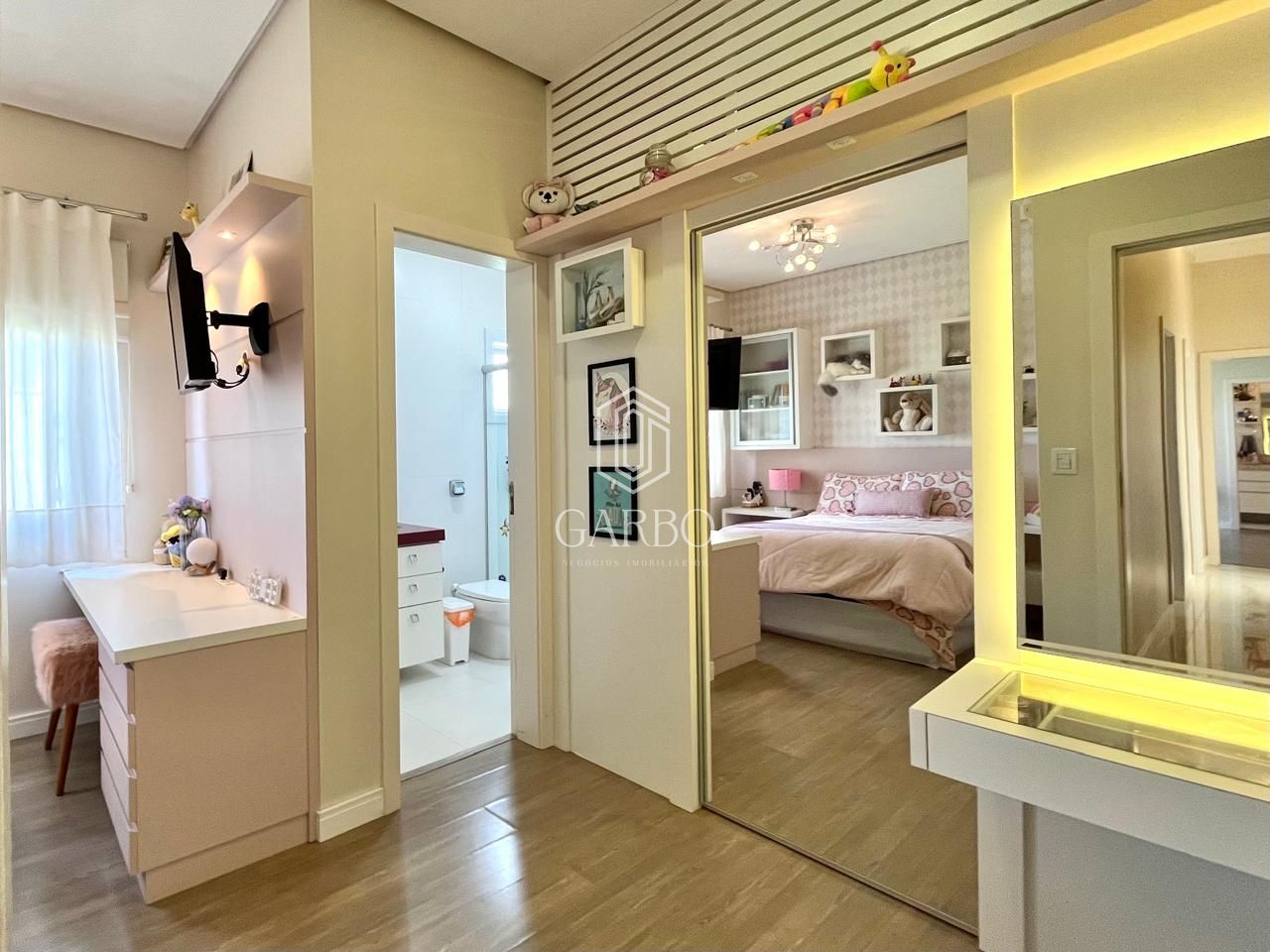 Casa, 3 quartos, 268 m² - Foto 10